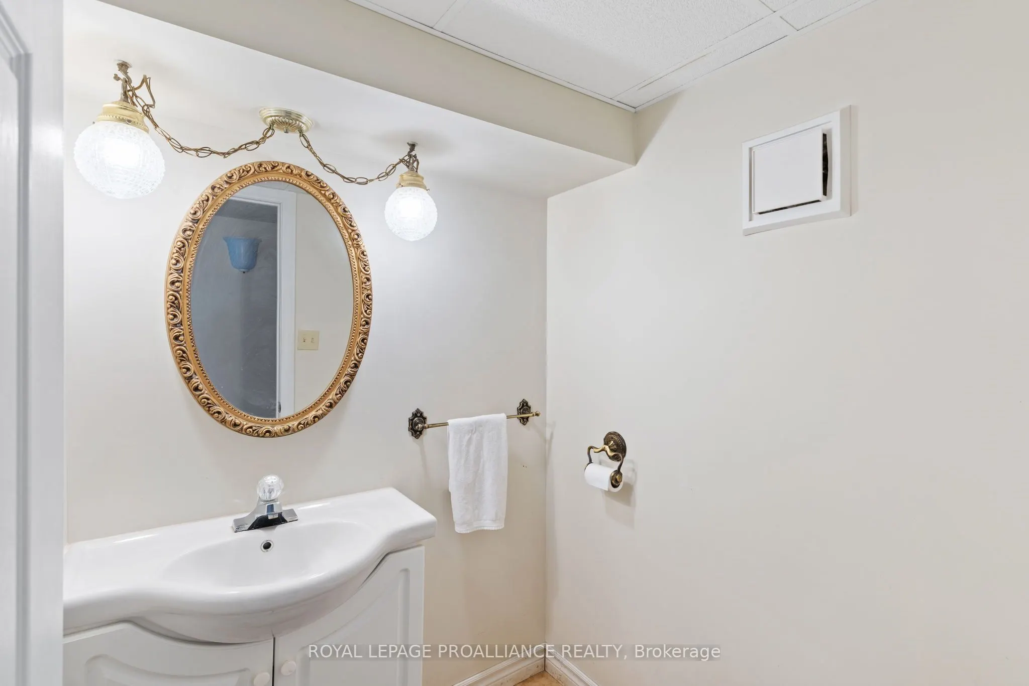 1185 County Road 2 Road E