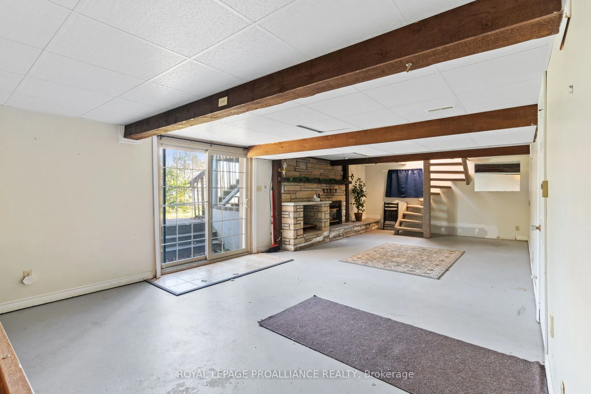 1185 County Road 2 Road E