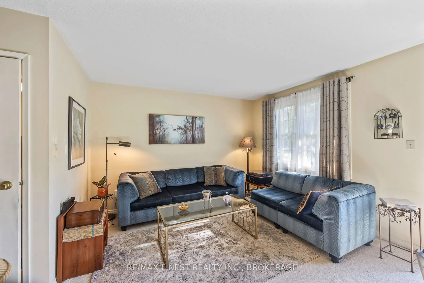 19 Macpherson Avenue, #48