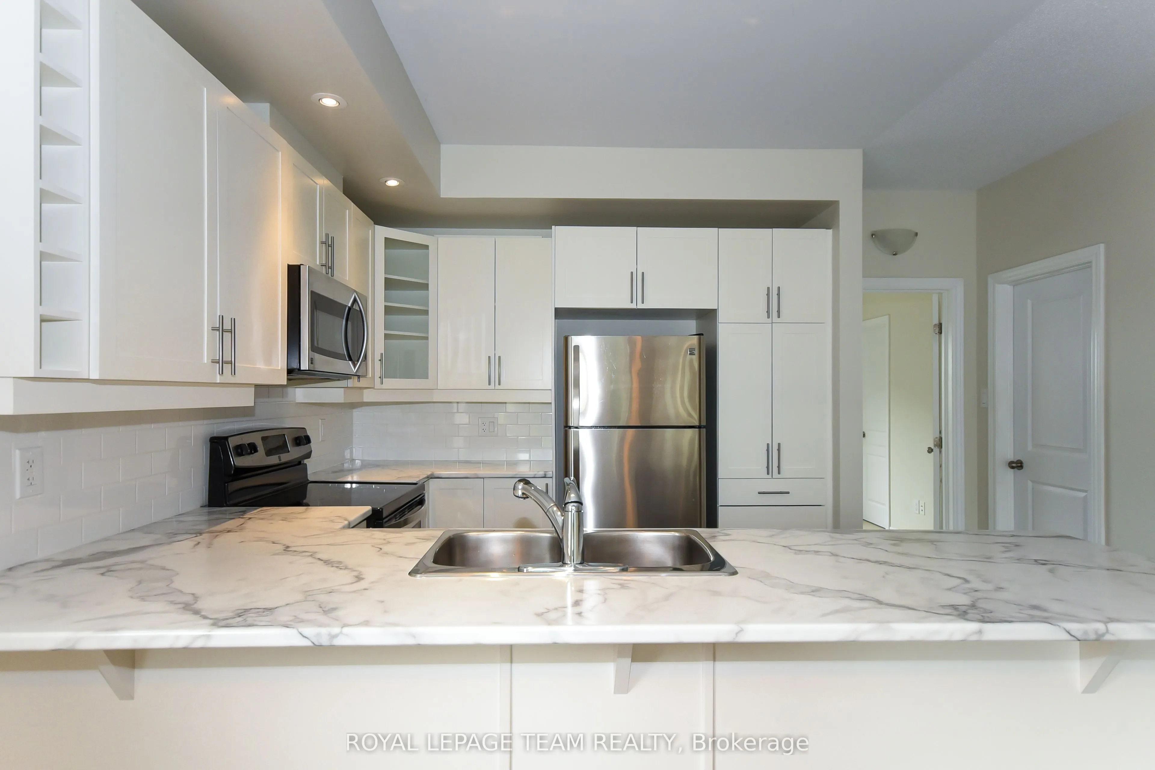 200 Pembina Private, #28