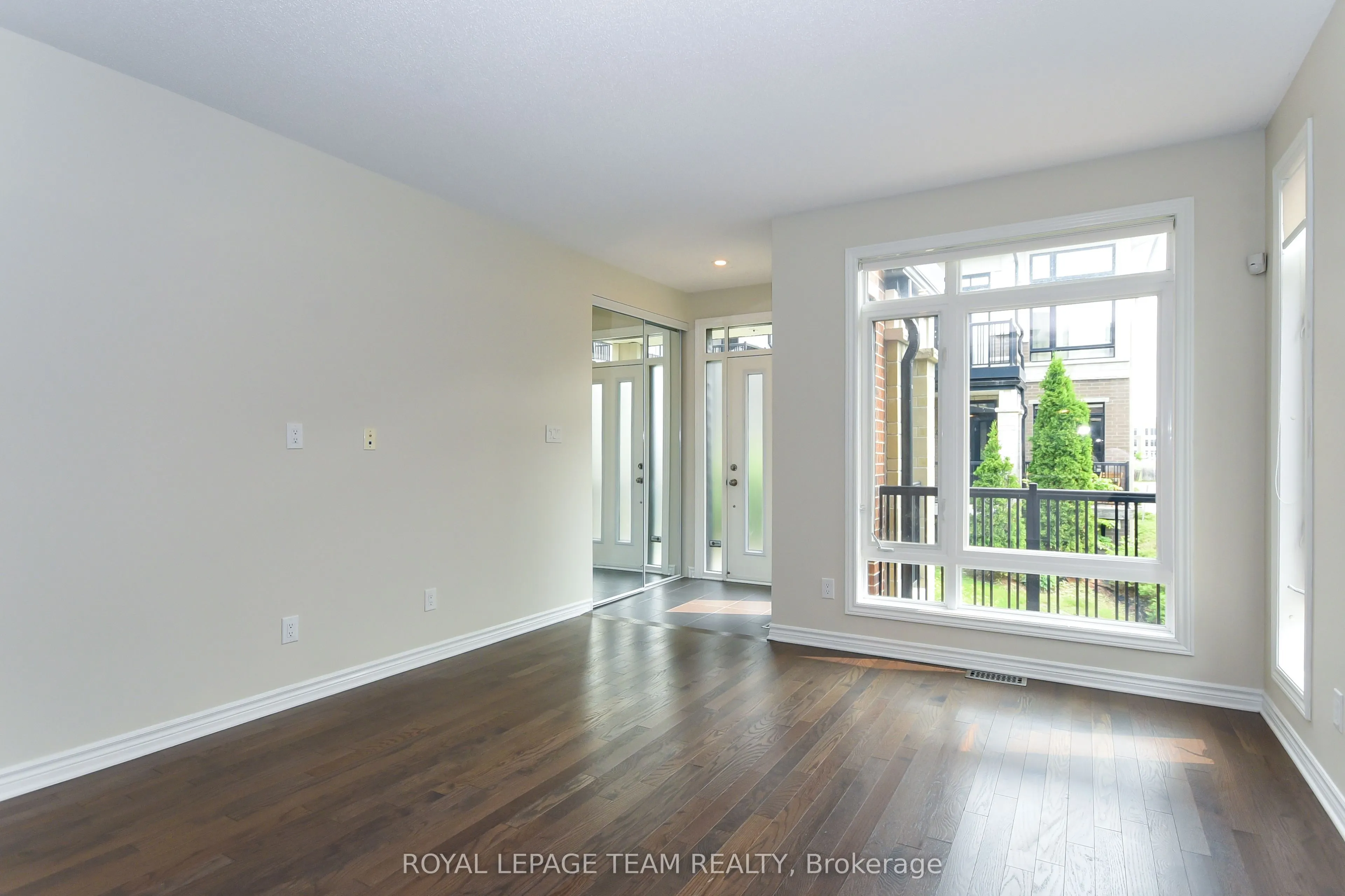 200 Pembina Private, #28