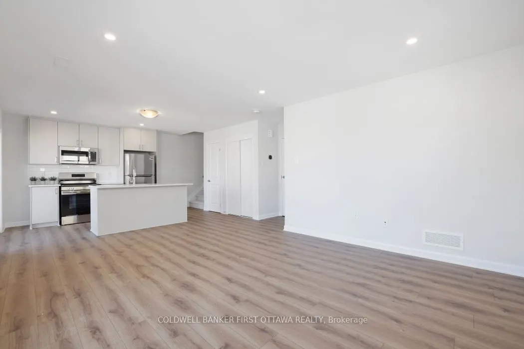 937 Creekway Private, #937