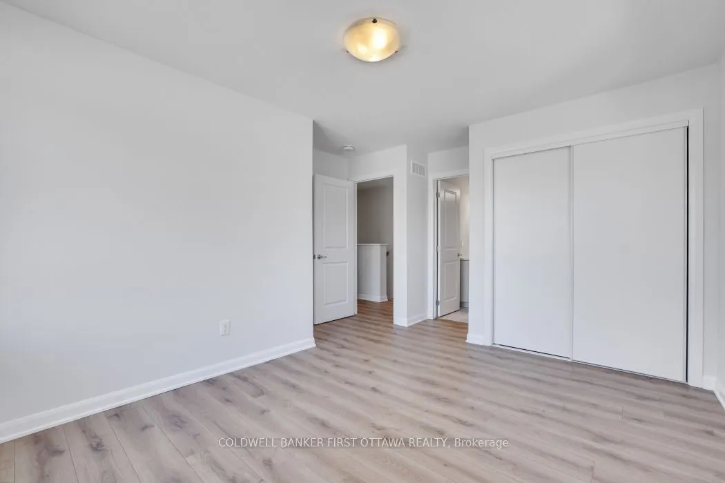 937 Creekway Private, #937