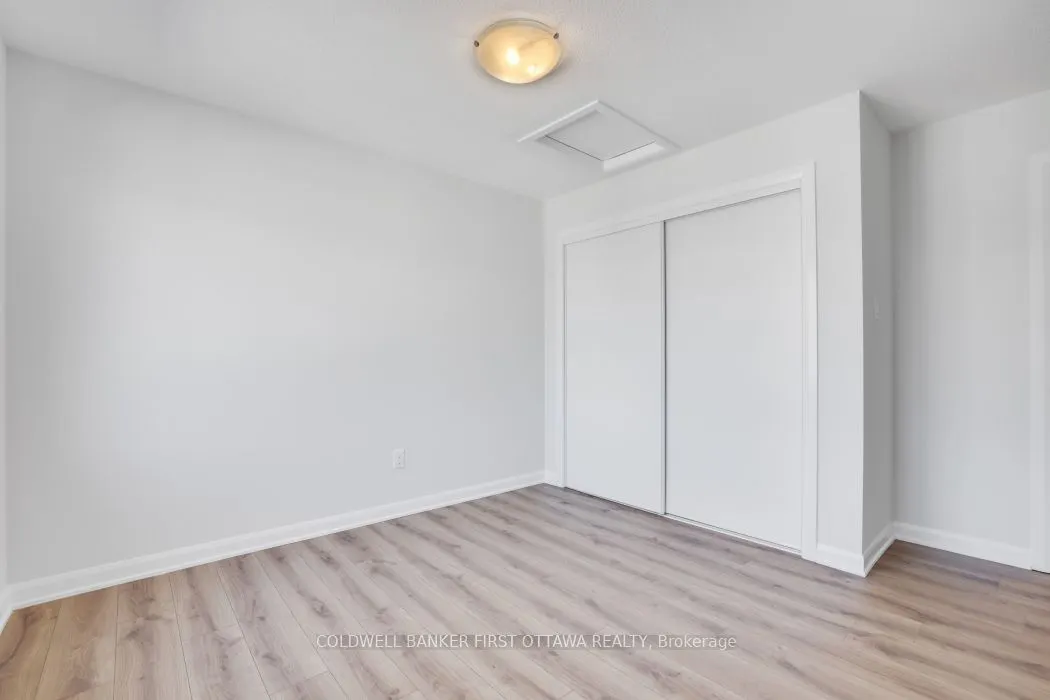 937 Creekway Private, #937