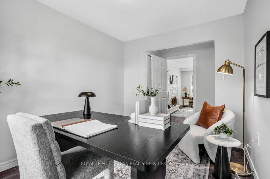 262 Westcourt Place, #12