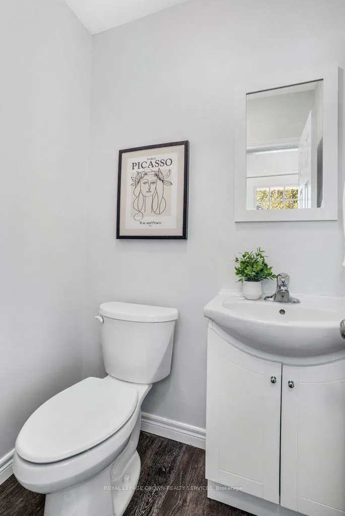 262 Westcourt Place, #12