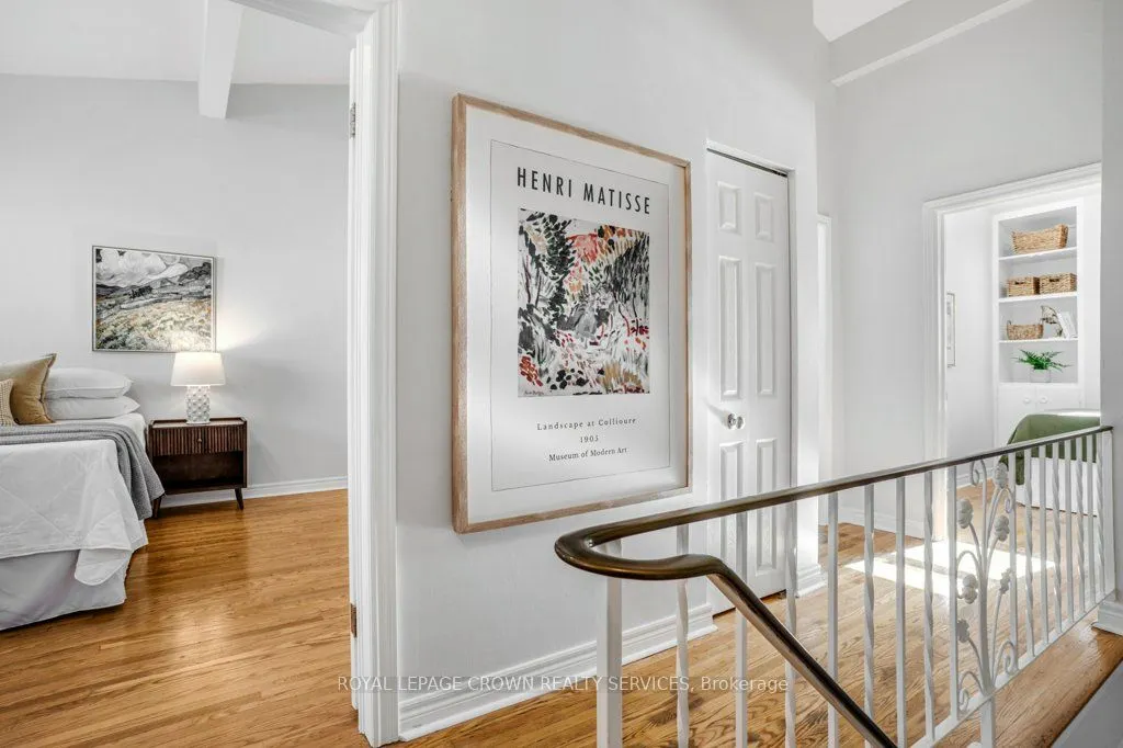 262 Westcourt Place, #12