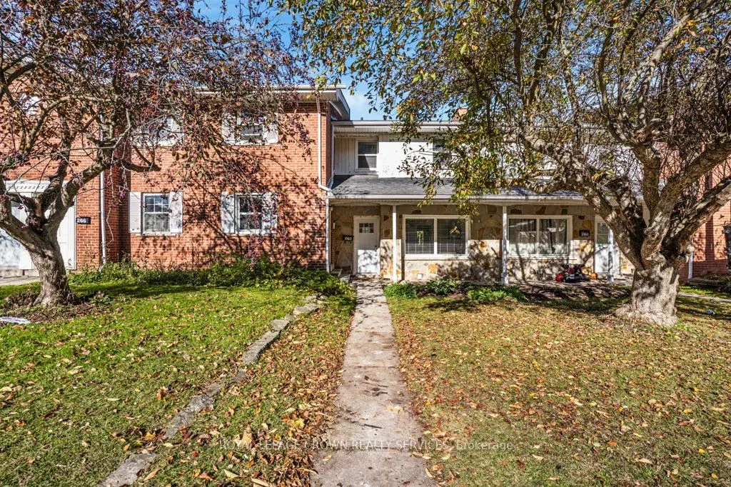 262 Westcourt Place, #12