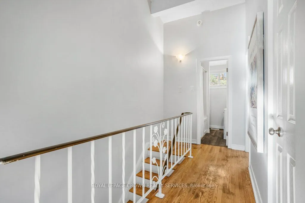 262 Westcourt Place, #12