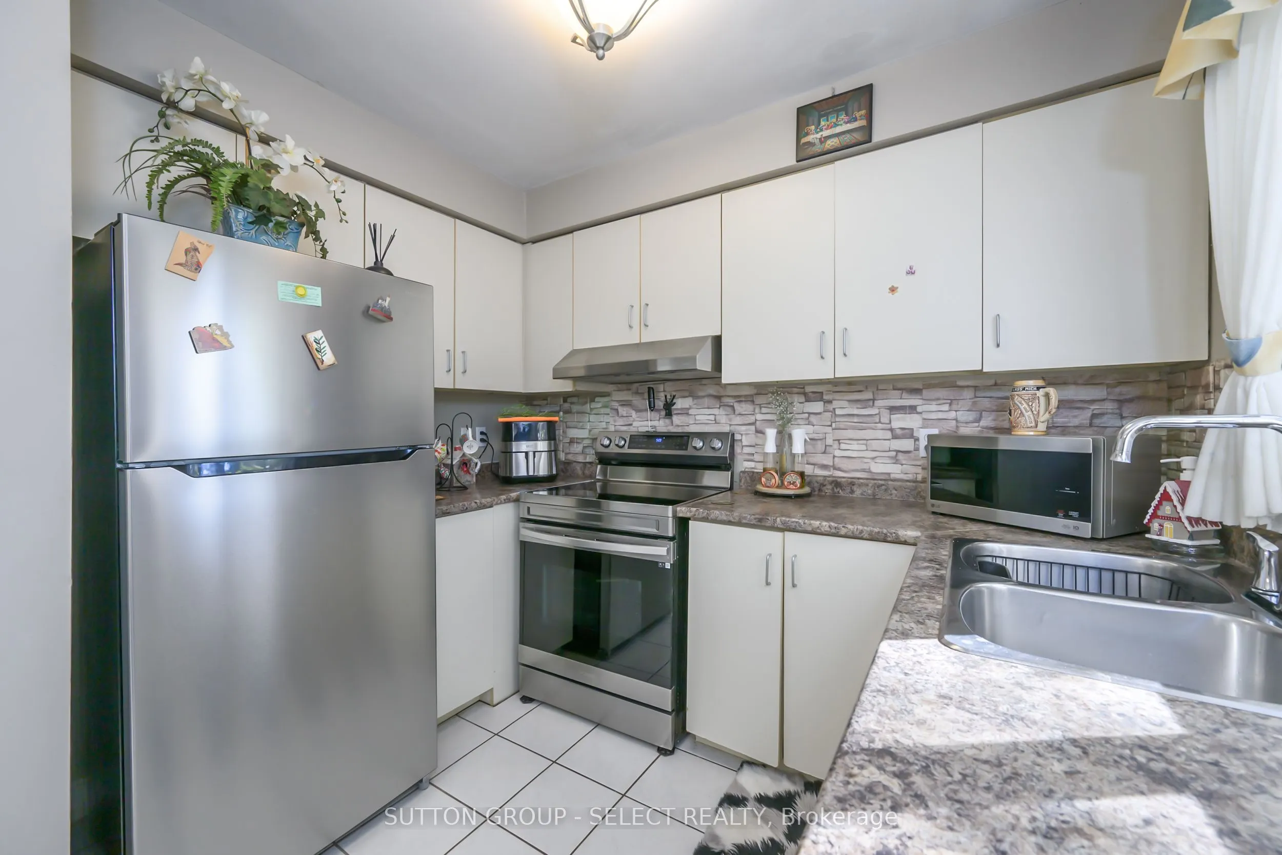 1215 Cheapside Street, #10