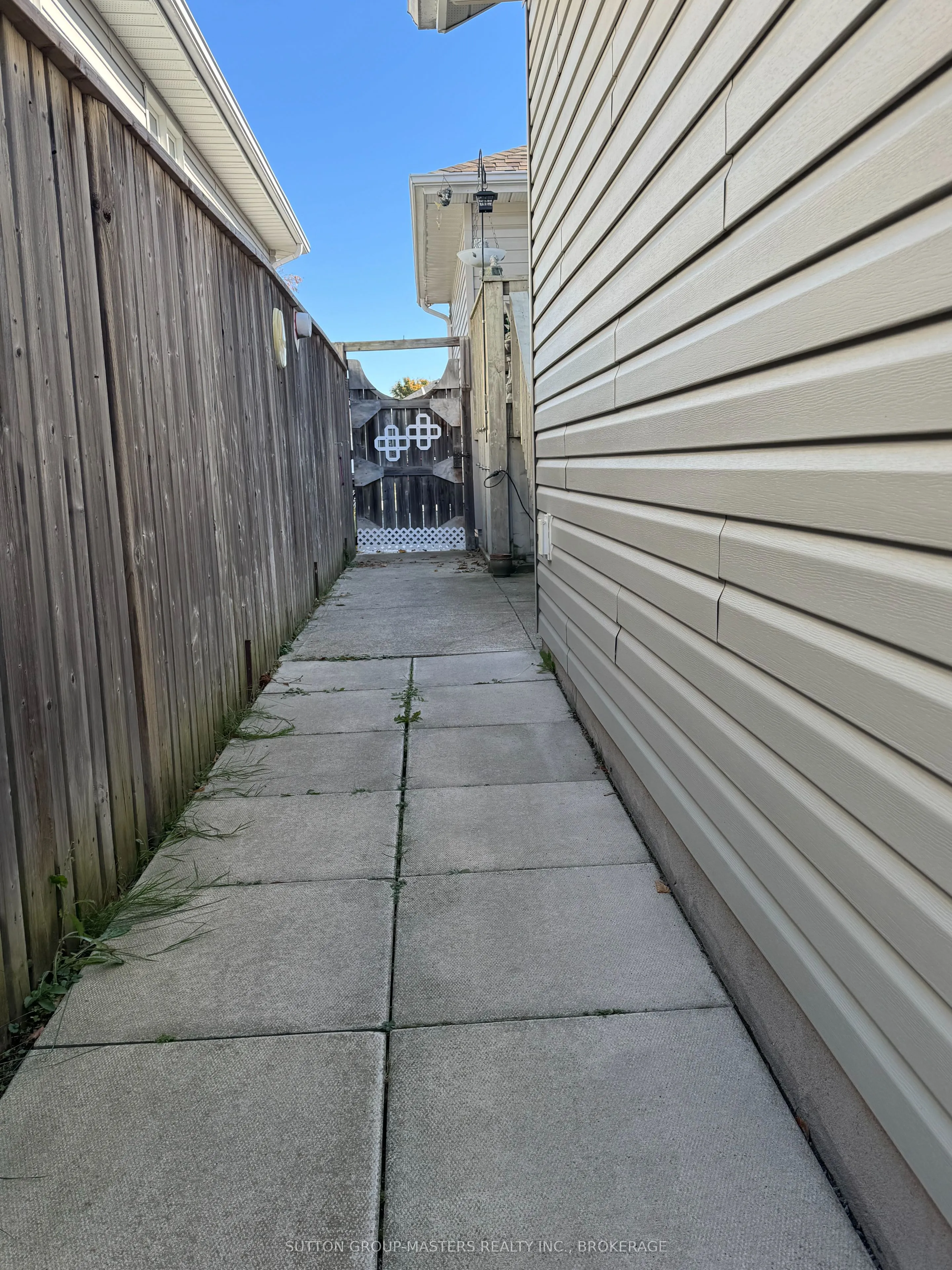 1453 Birchwood Drive