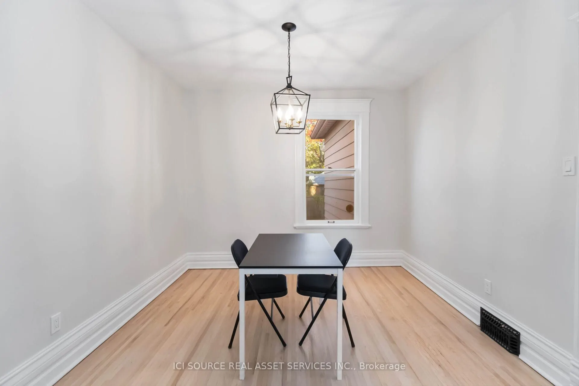 412 Grosvenor Street