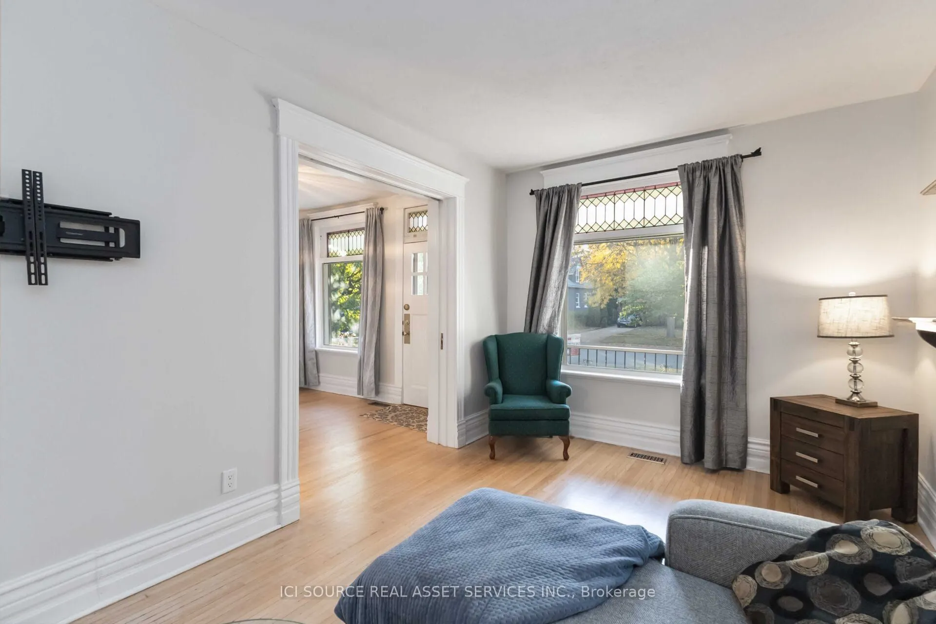 412 Grosvenor Street