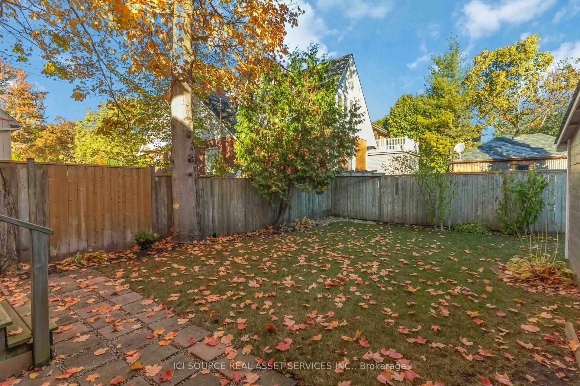 412 Grosvenor Street