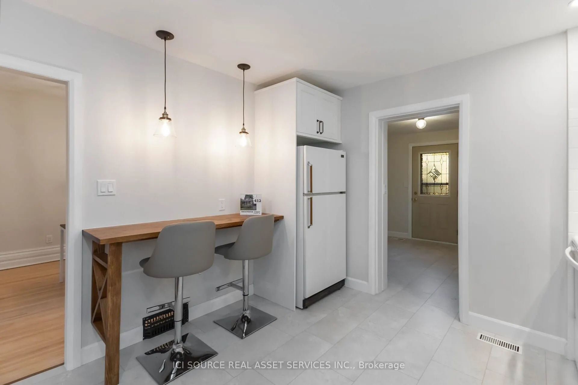 412 Grosvenor Street