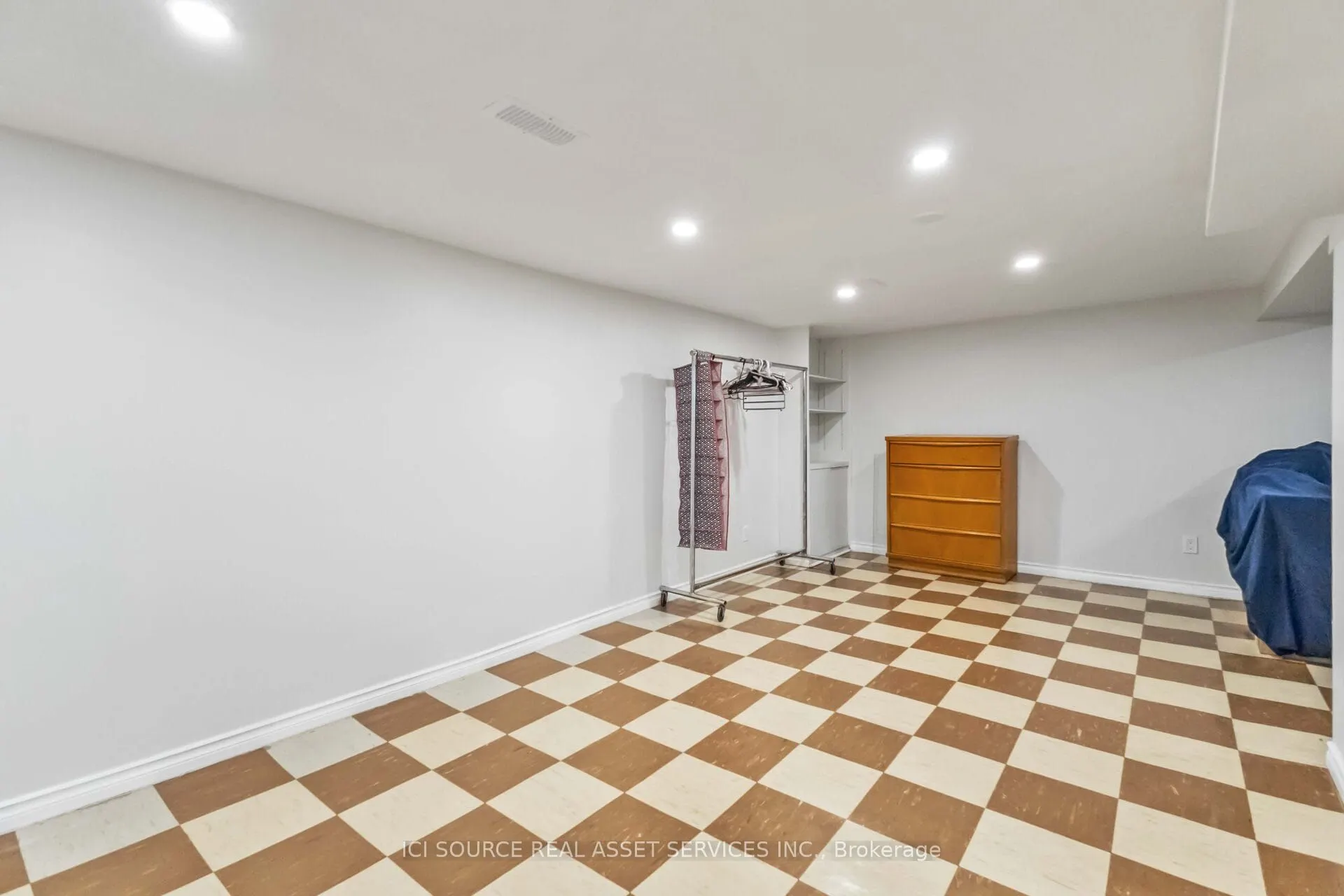 412 Grosvenor Street