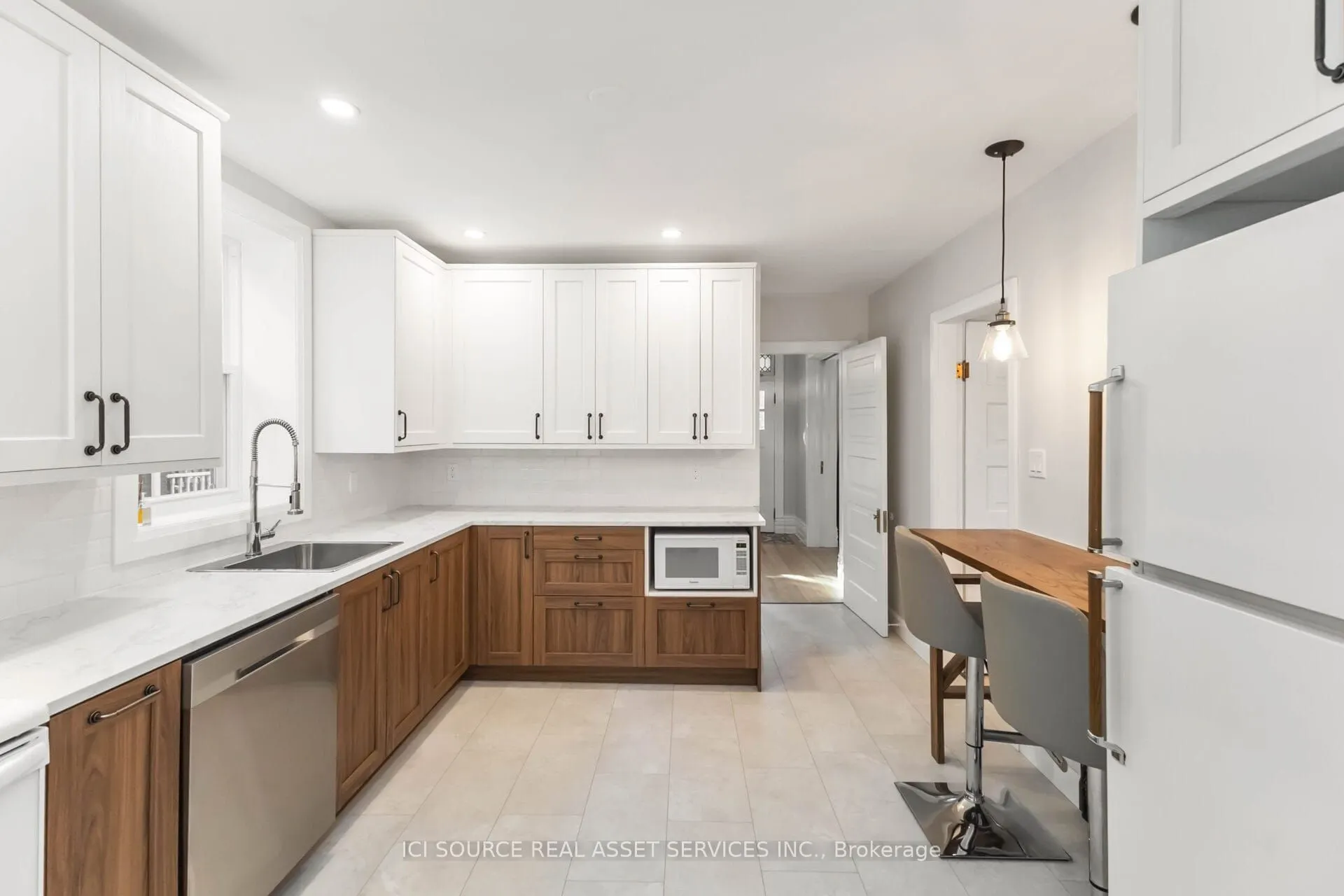 412 Grosvenor Street