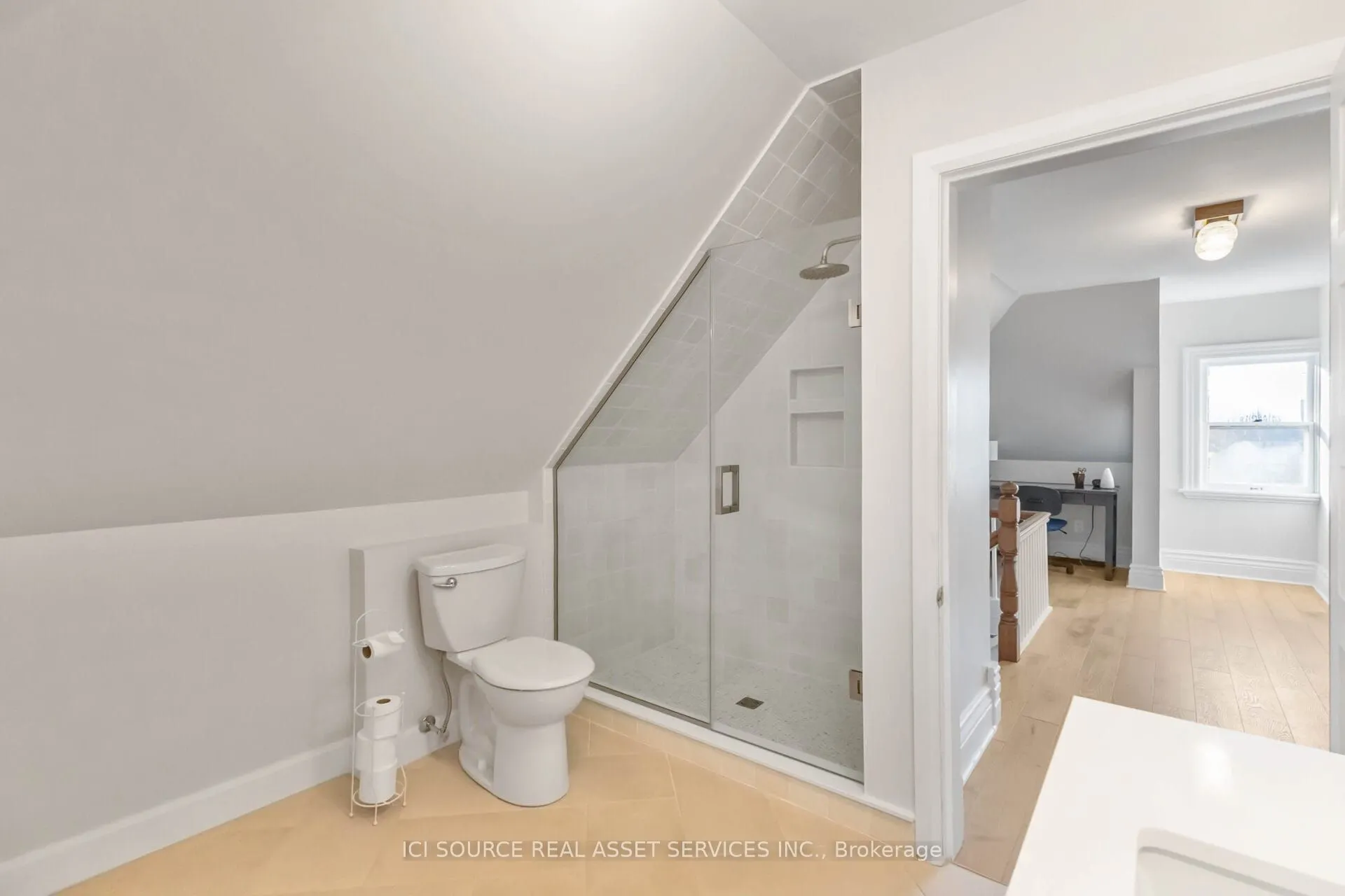 412 Grosvenor Street