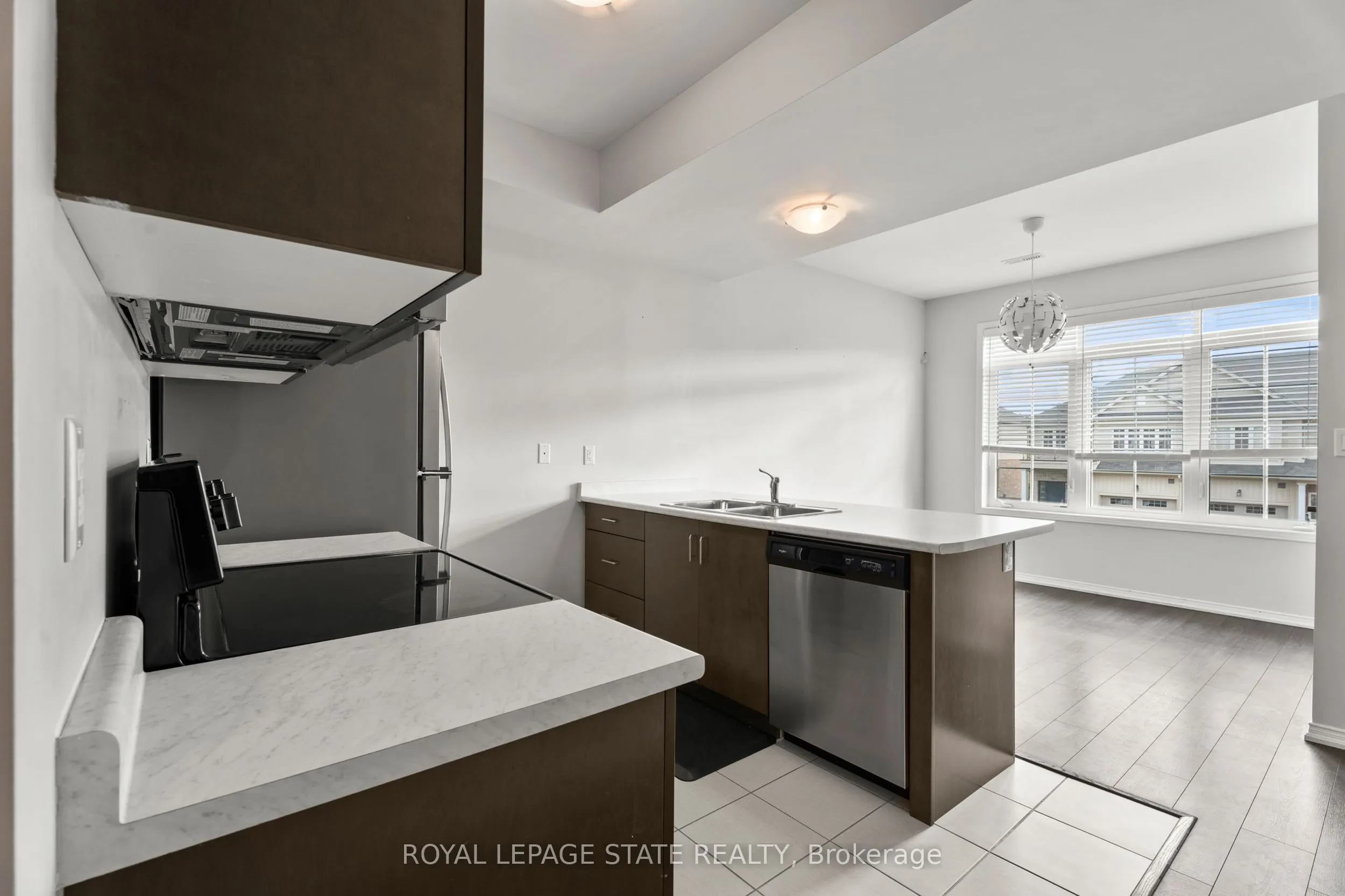 5044 serena Drive, #4