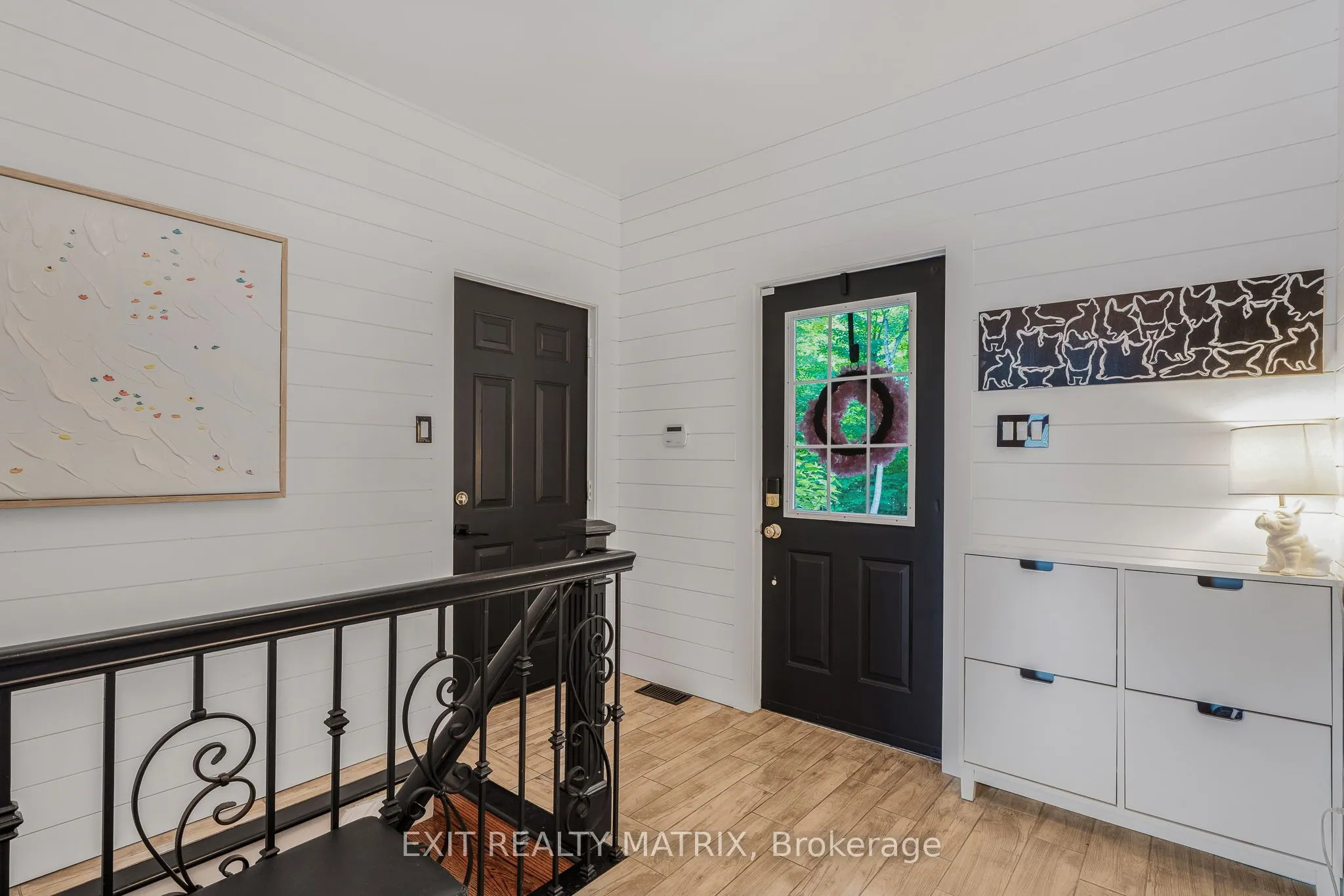 1271 GEORGES VANIER Drive