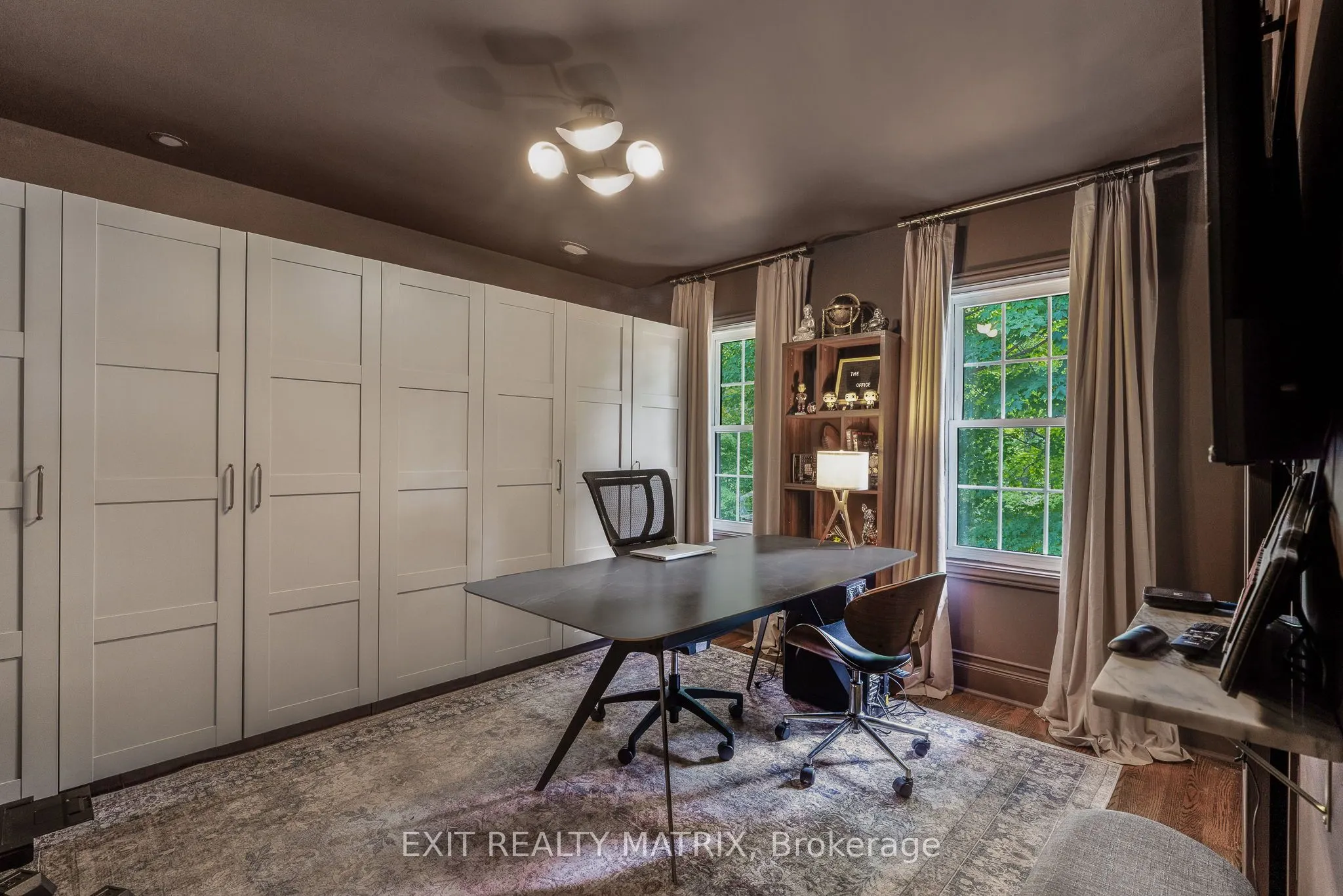 1271 GEORGES VANIER Drive