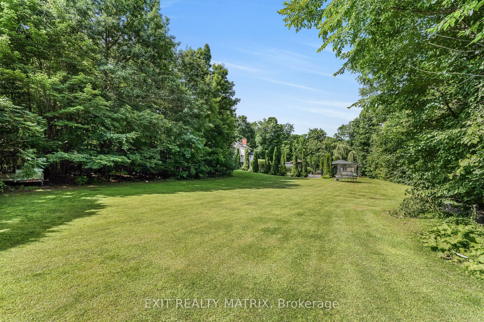 1271 GEORGES VANIER Drive