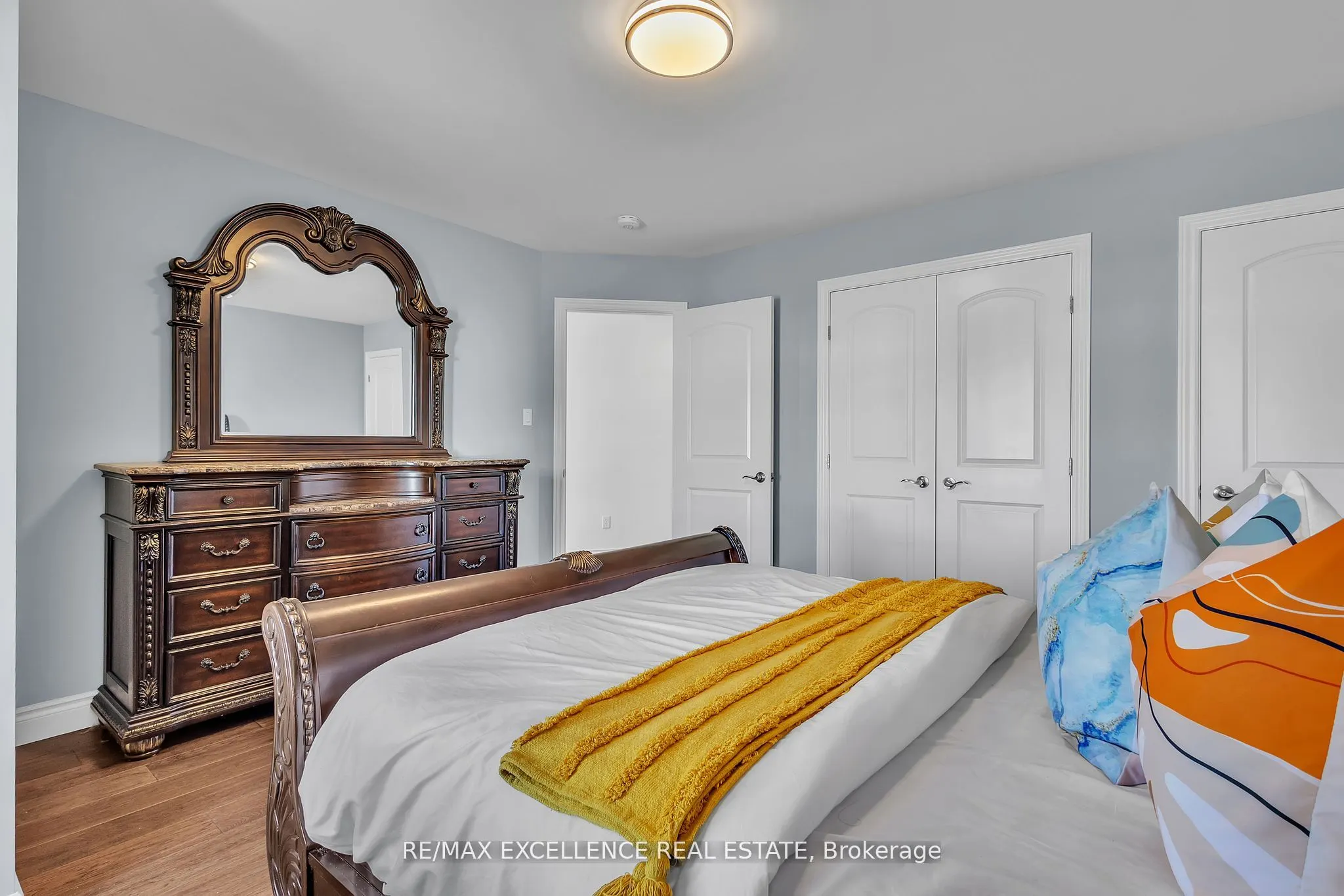 1464 Medway Park Drive