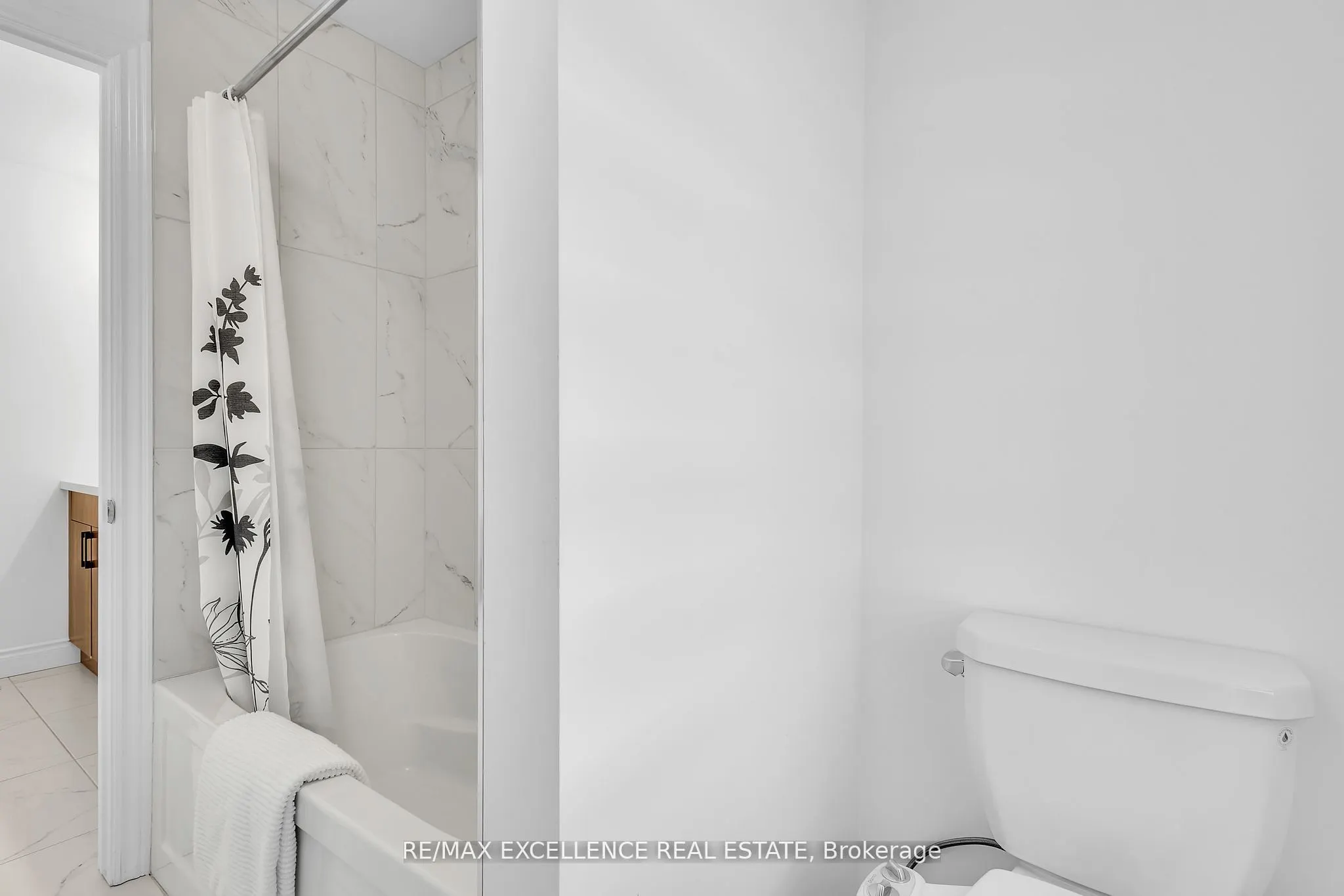 1464 Medway Park Drive