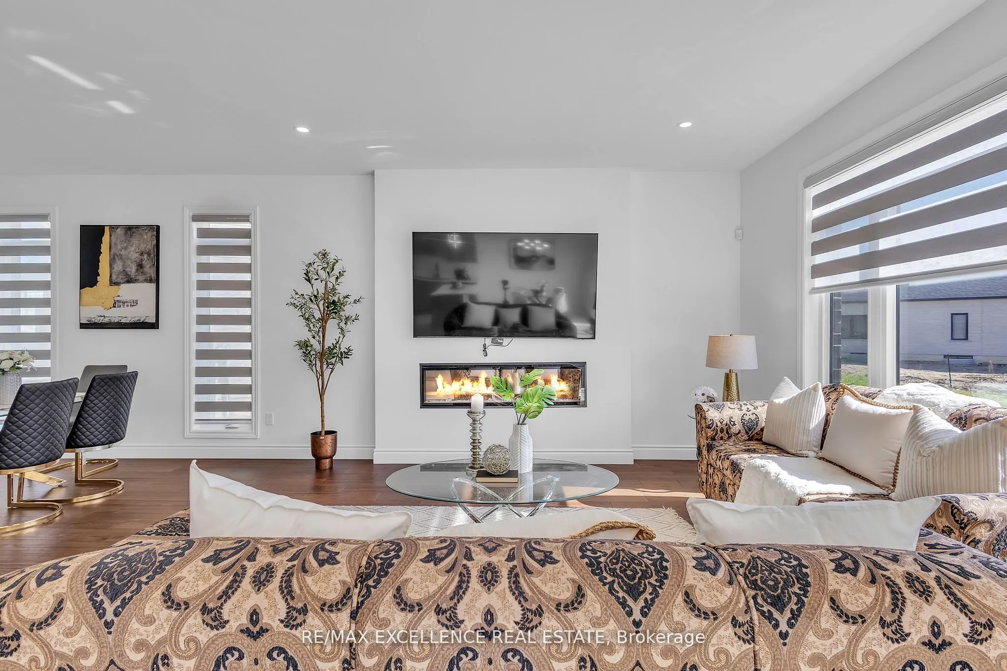 1464 Medway Park Drive