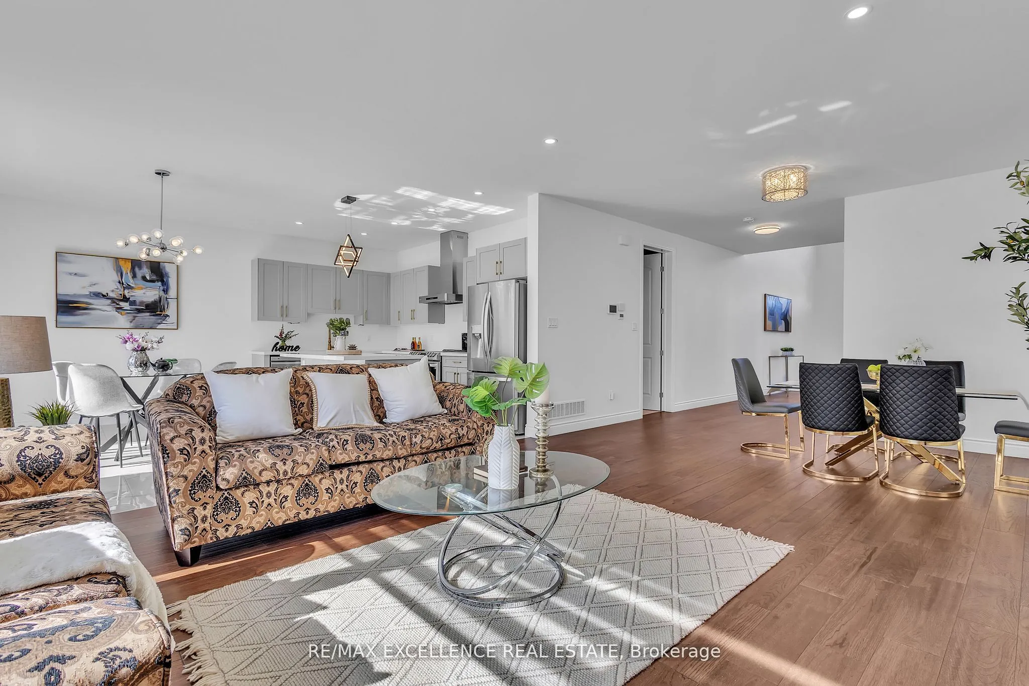 1464 Medway Park Drive