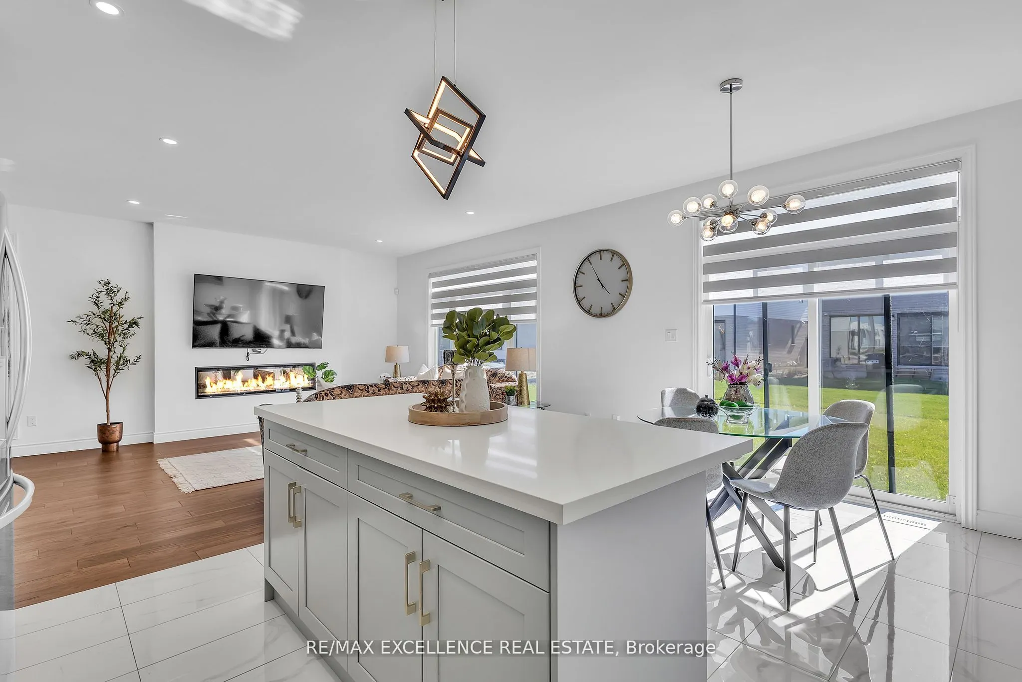 1464 Medway Park Drive