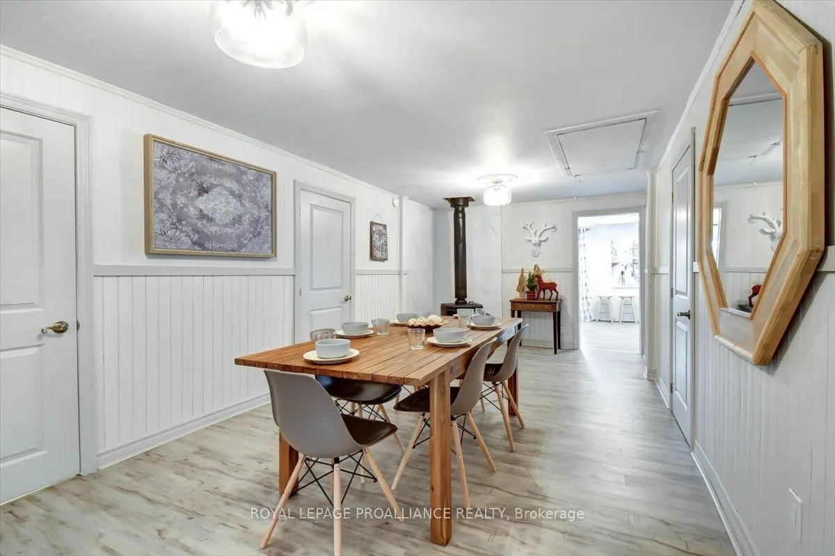 75 A & B Hughes Lane