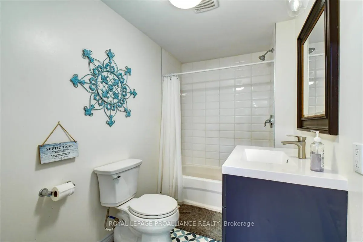 75 A & B Hughes Lane