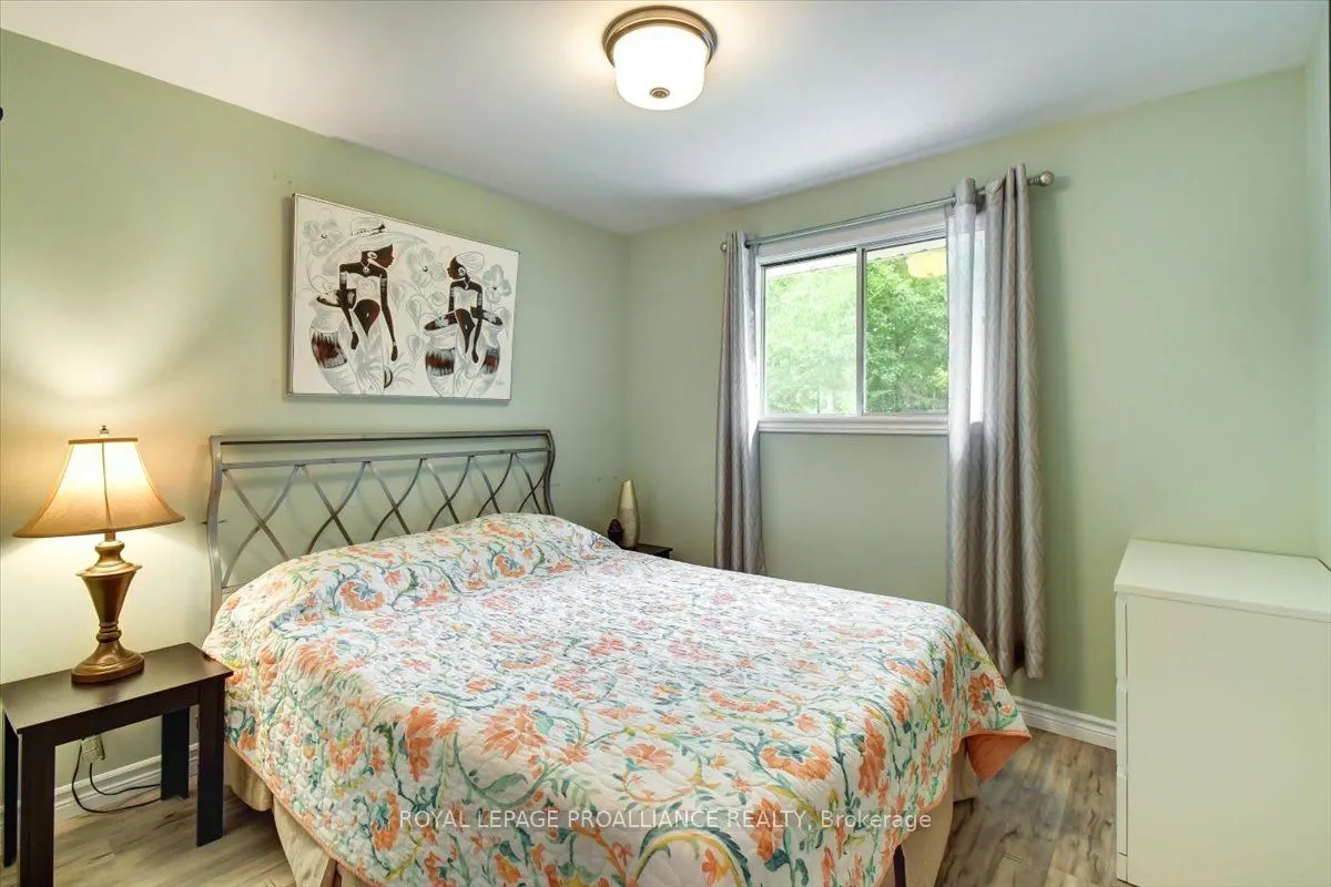 75 A & B Hughes Lane