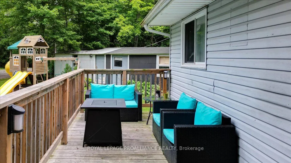 75 A & B Hughes Lane