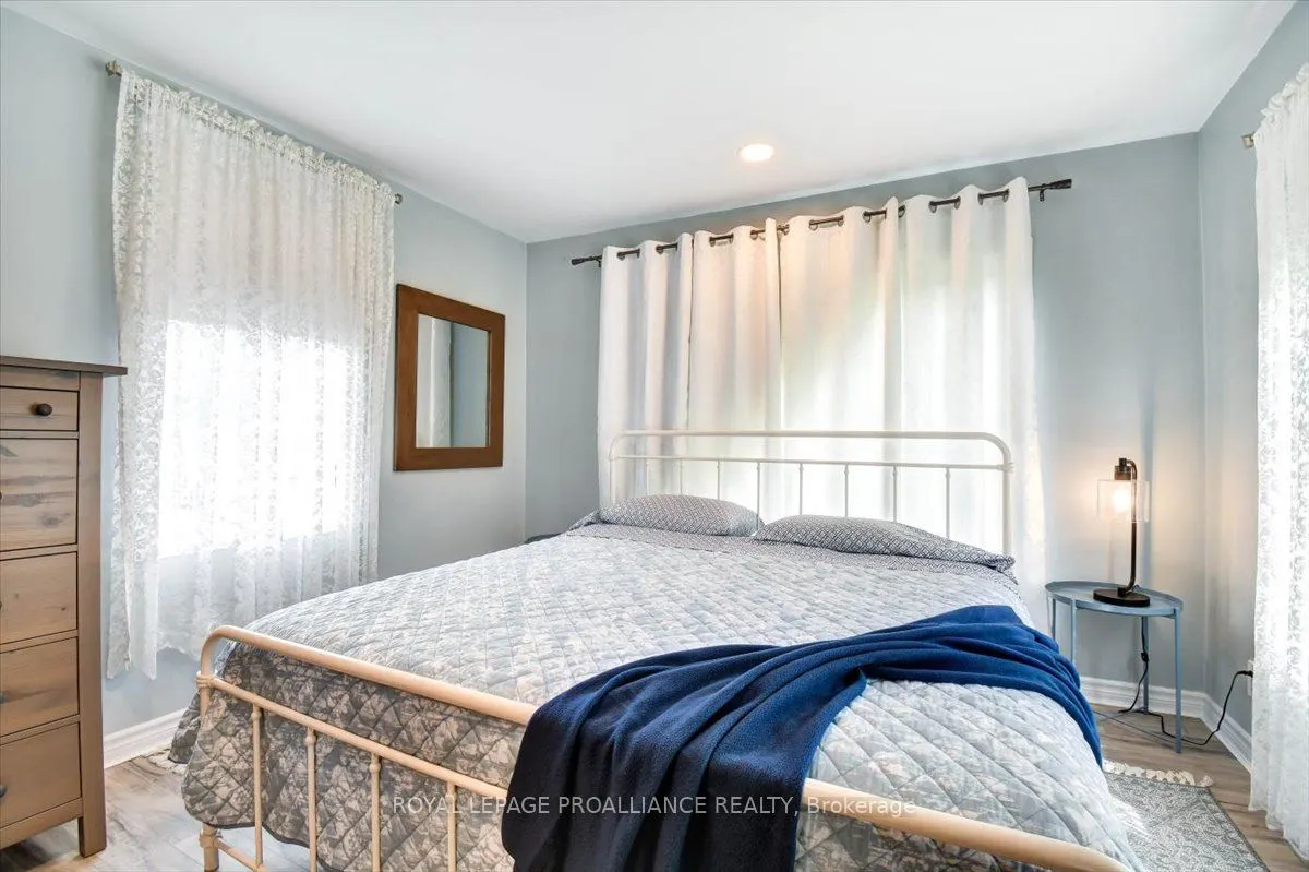 75 A & B Hughes Lane