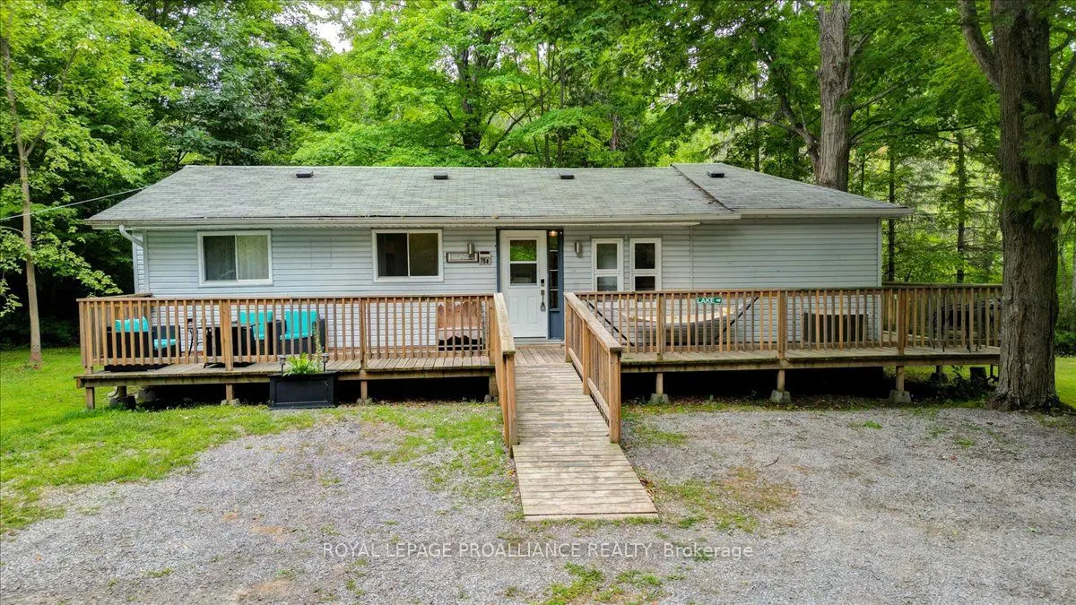 75 A & B Hughes Lane