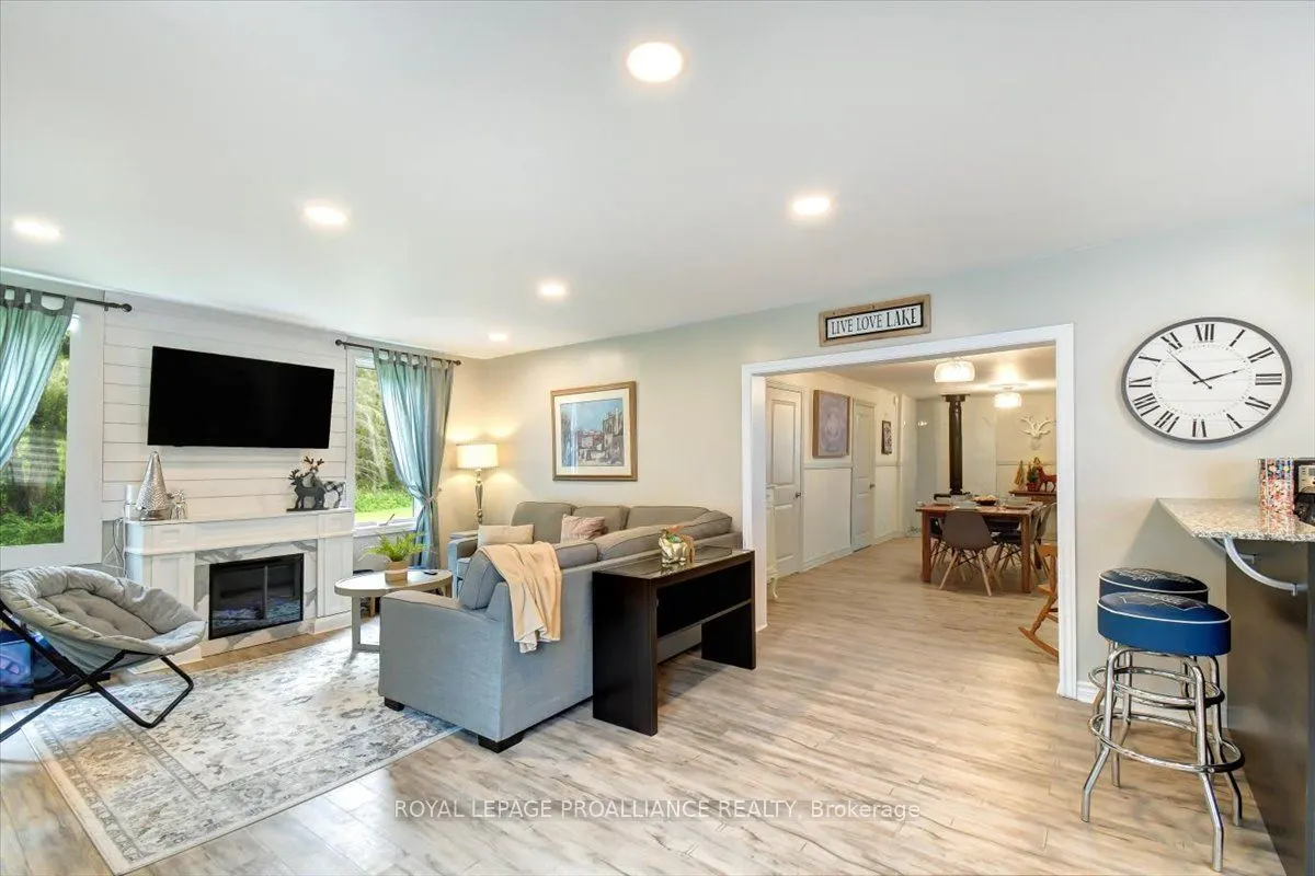 75 A & B Hughes Lane