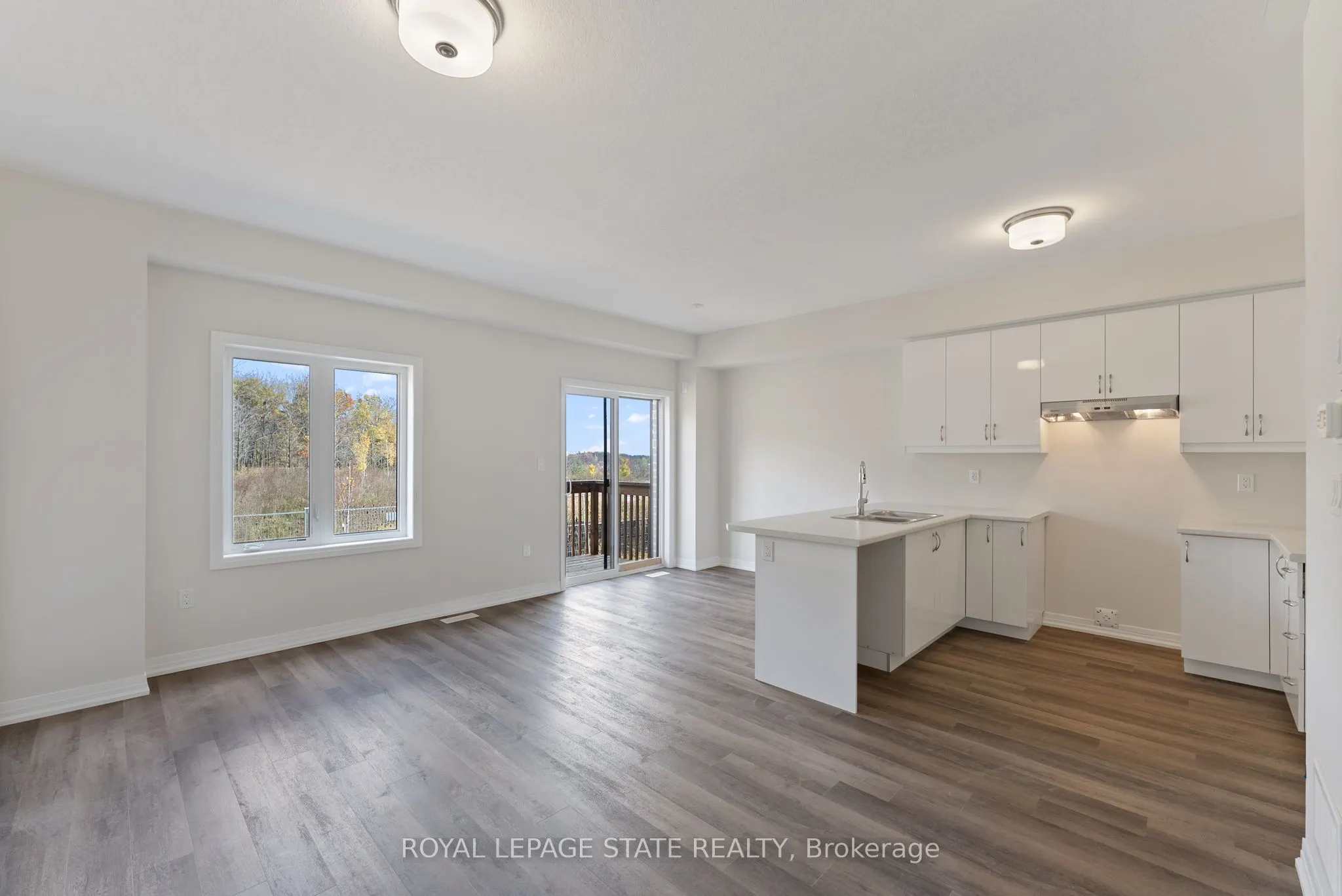 660 Colborne Street W, #26