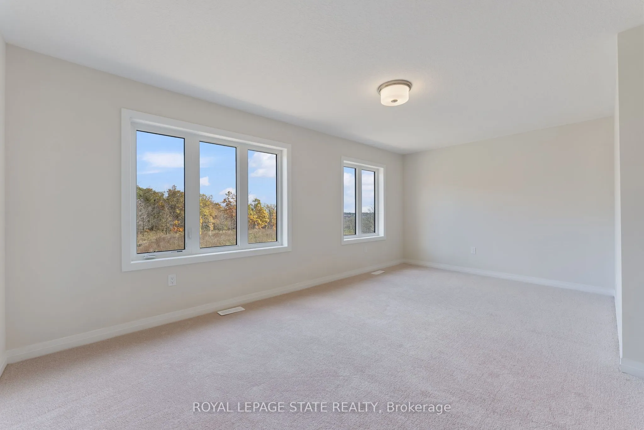 660 Colborne Street W, #26