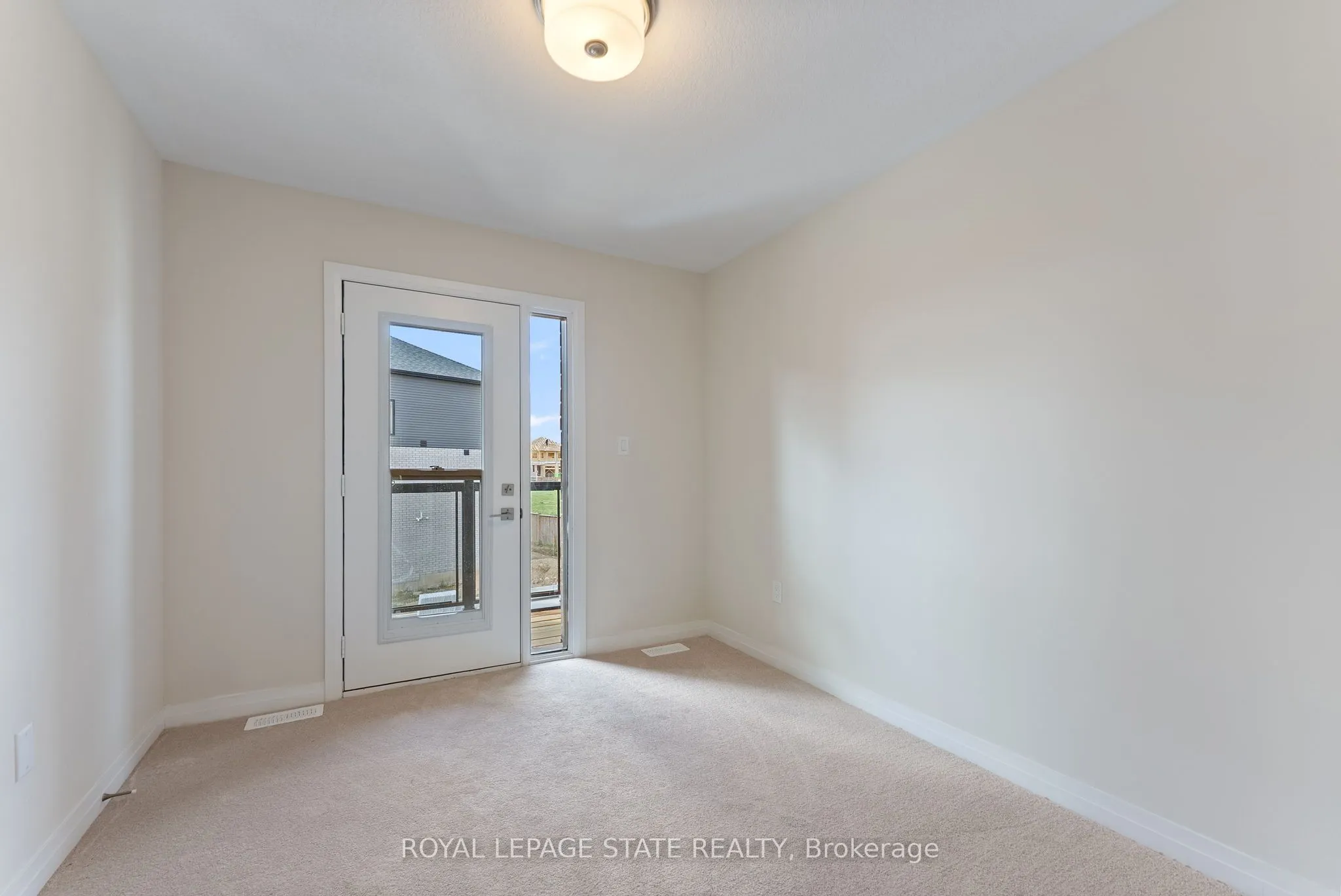 660 Colborne Street W, #26