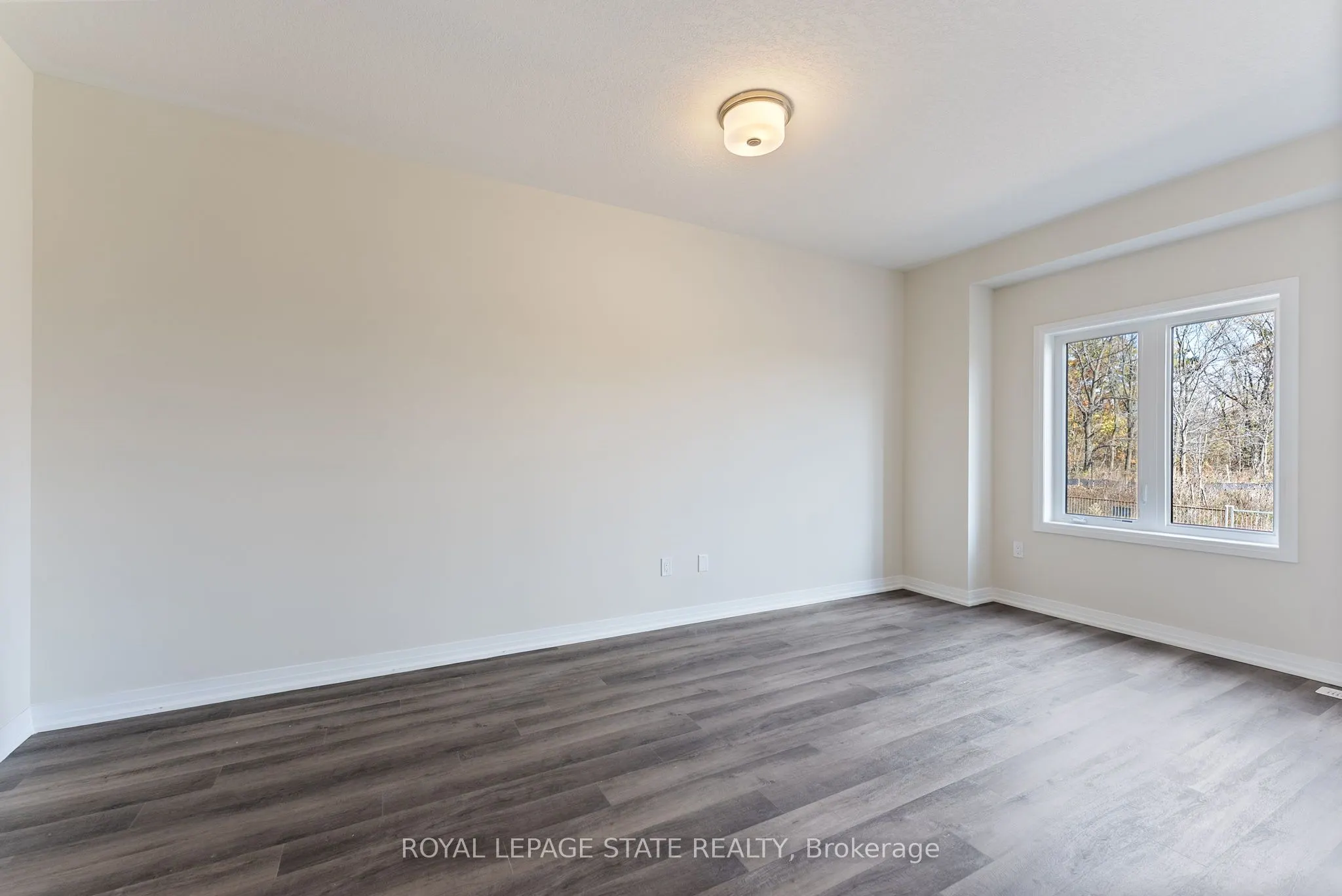 660 Colborne Street W, #26