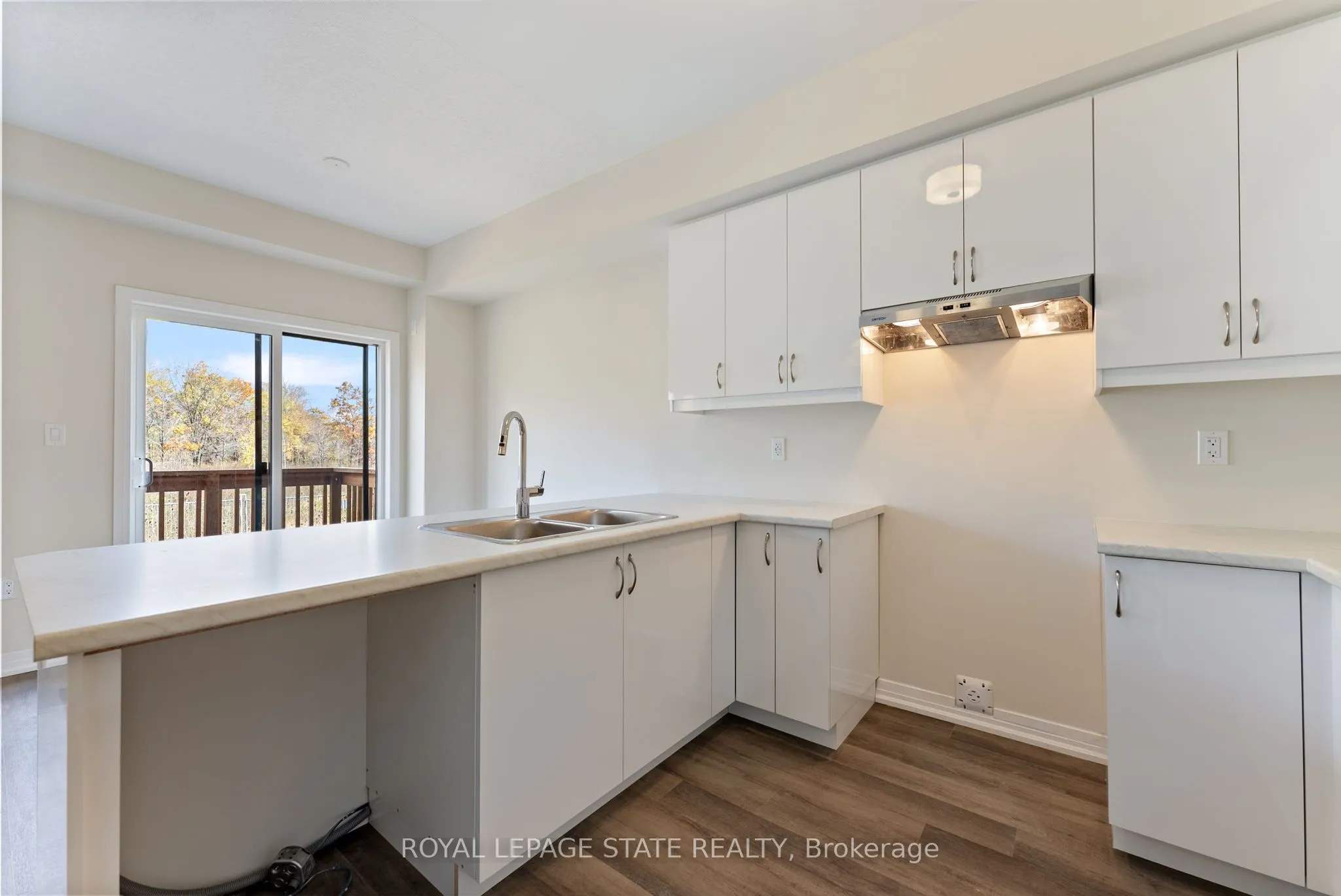 660 Colborne Street W, #26