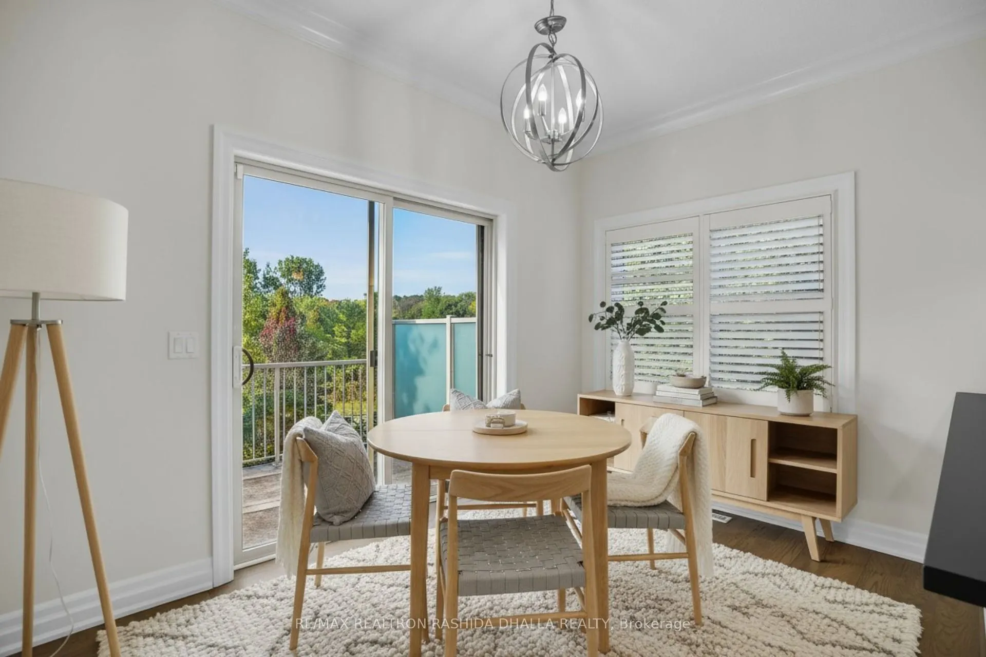 1850 Beaverbrook Avenue, #18