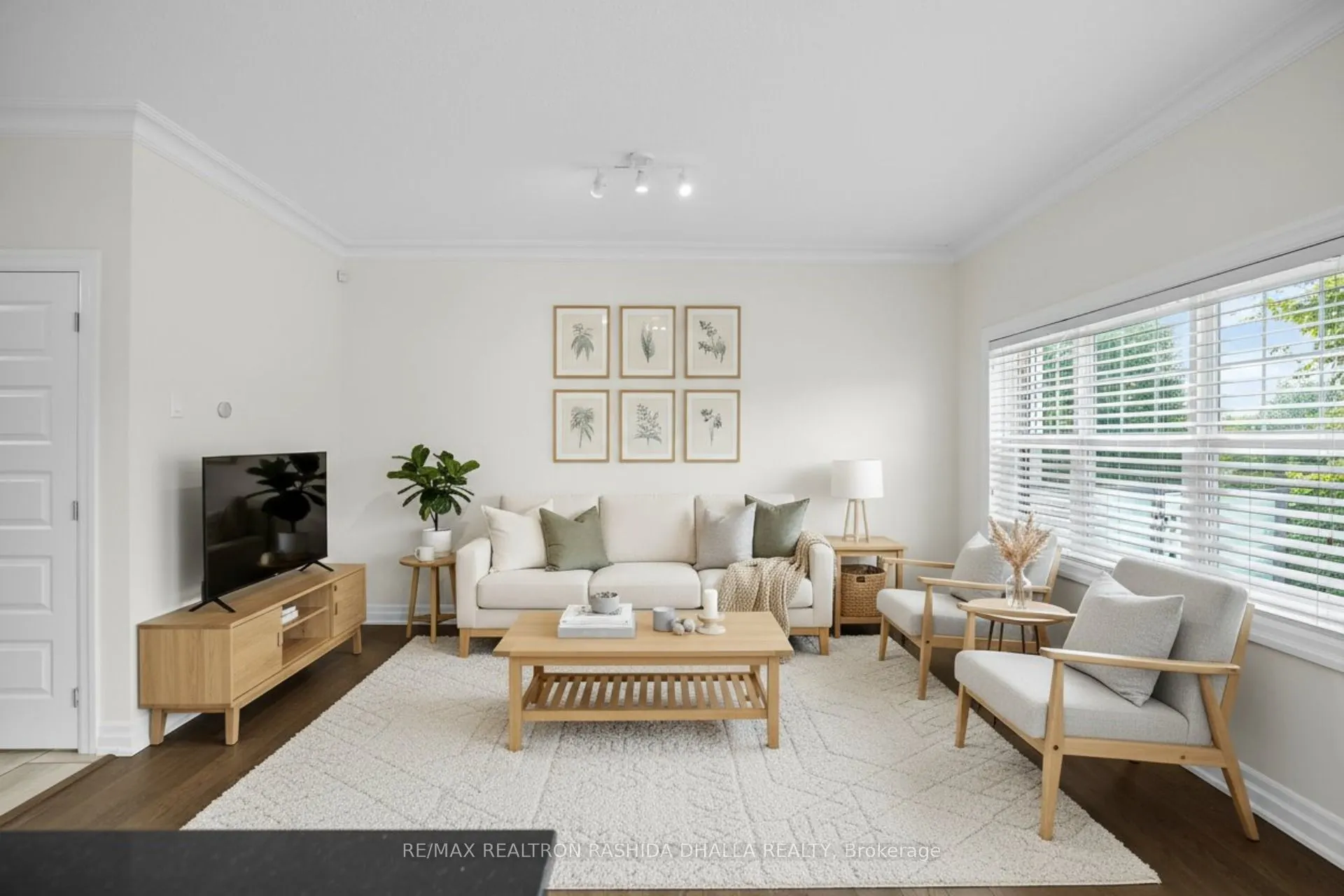 1850 Beaverbrook Avenue, #18