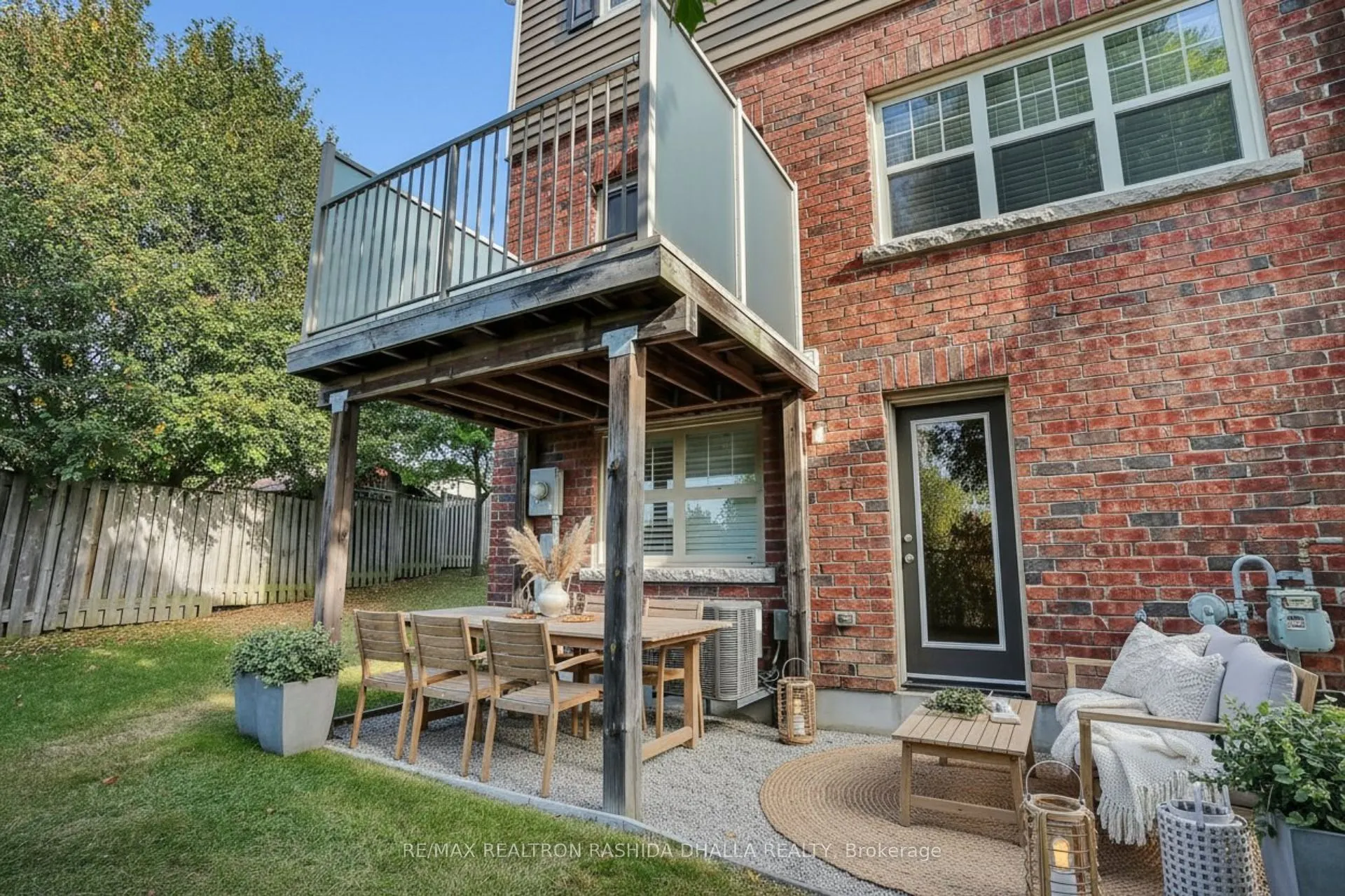 1850 Beaverbrook Avenue, #18