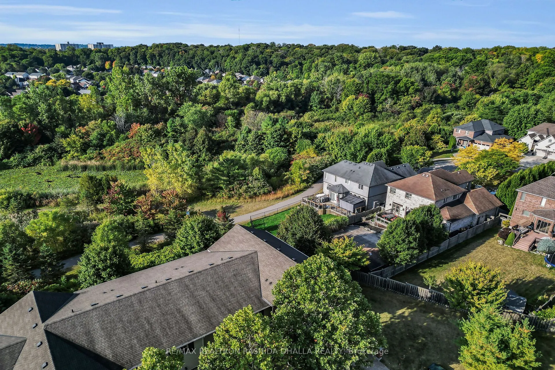 1850 Beaverbrook Avenue, #18