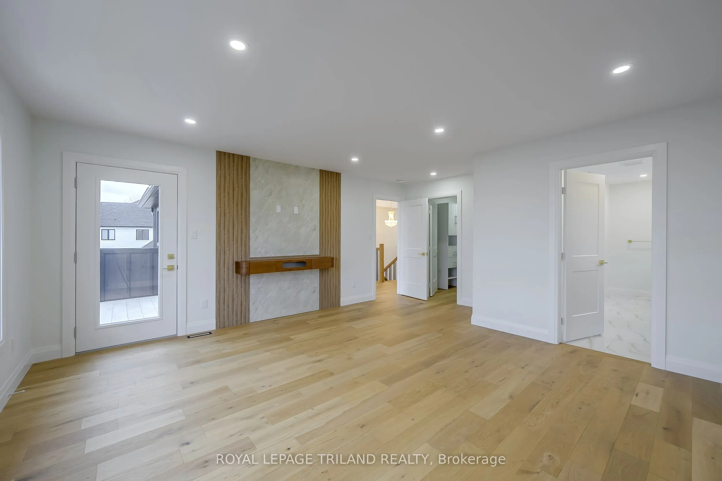 4038 AYRSHIRE Avenue