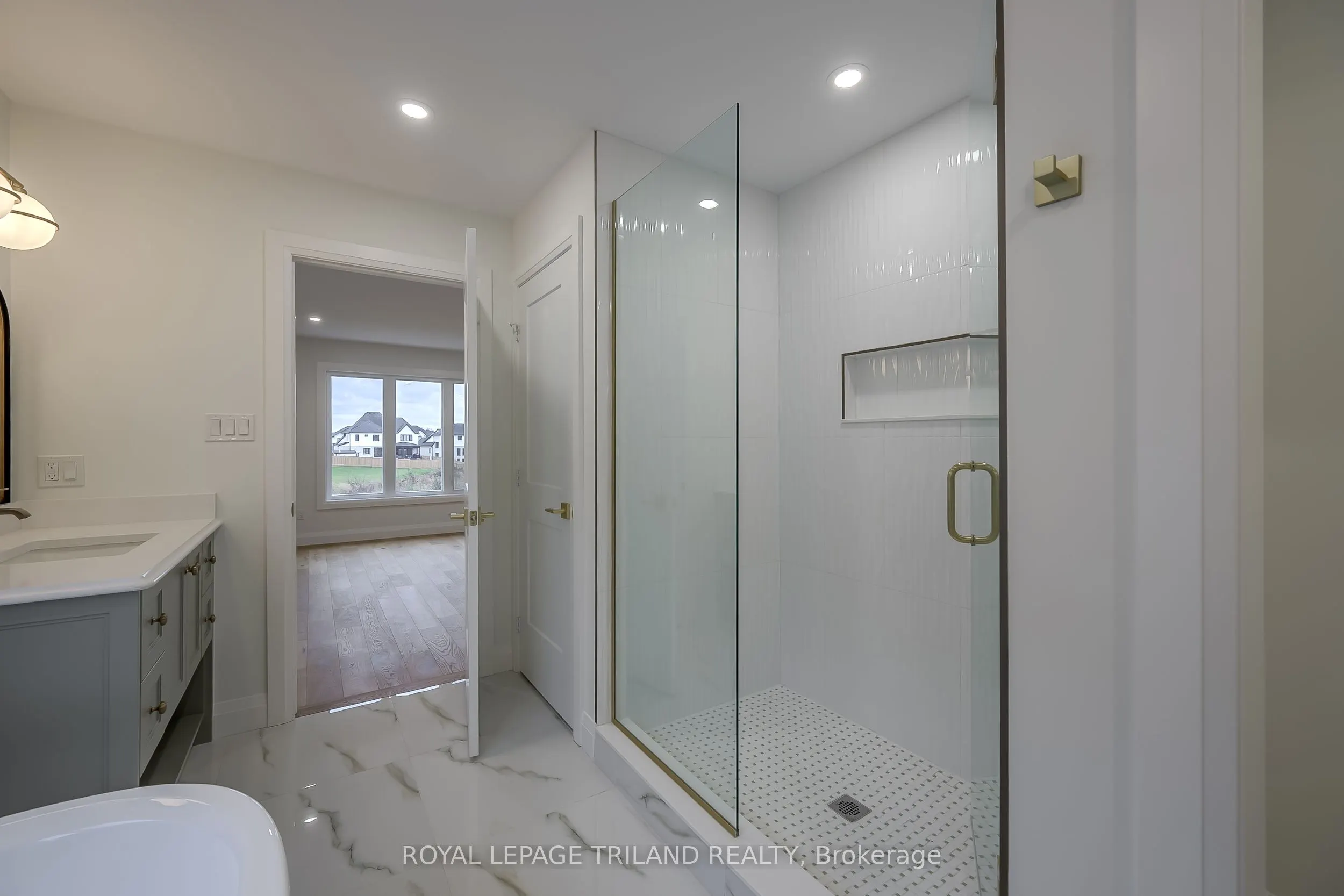 4038 AYRSHIRE Avenue