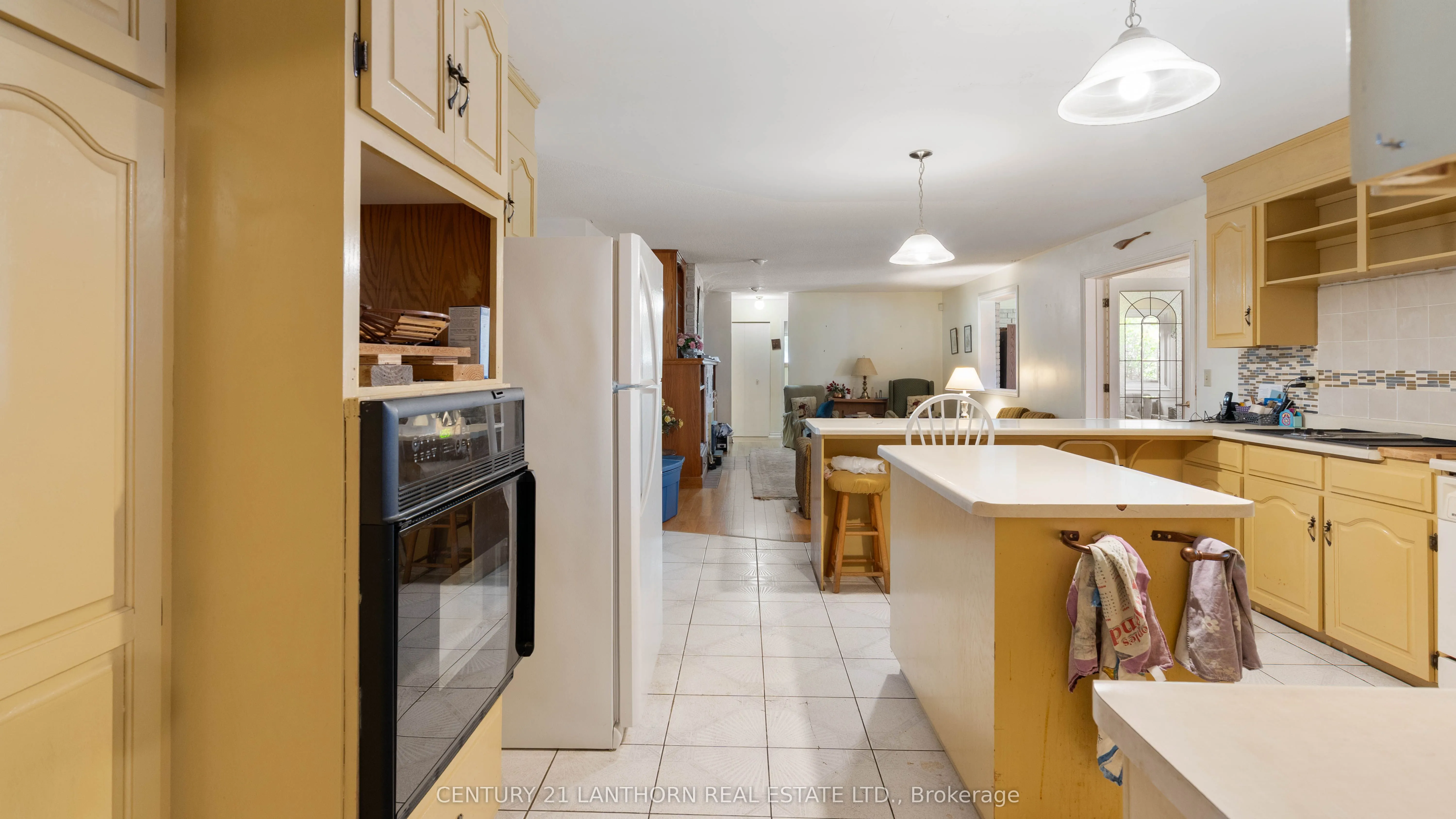 5073 Highway 62 Highway S